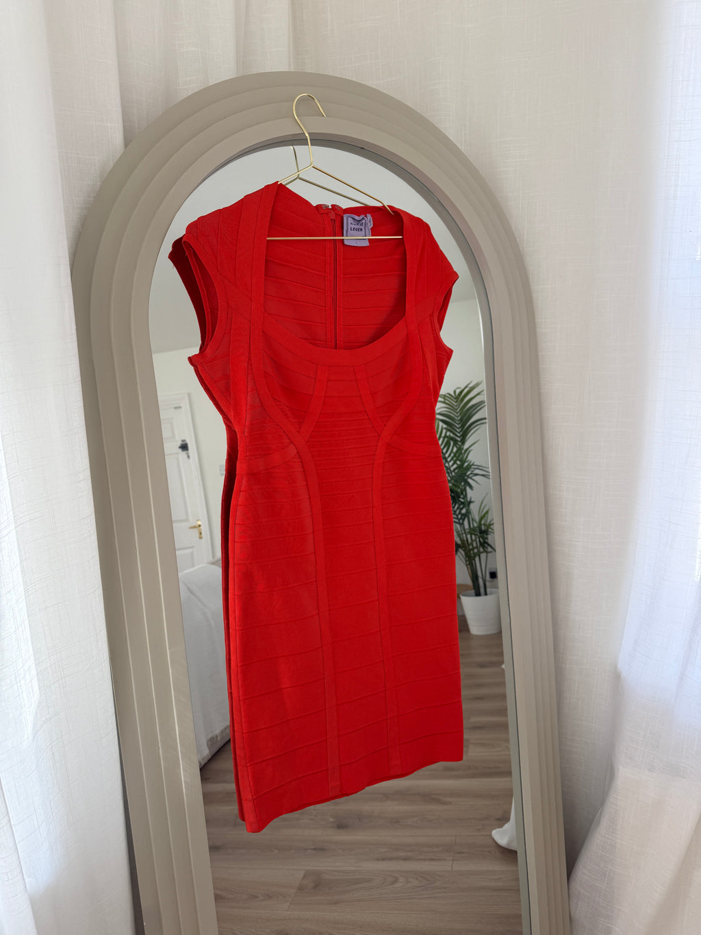 Hervé Léger Orange Bandage Bodycon Dress | Sculpted Midi – Size L / UK 12