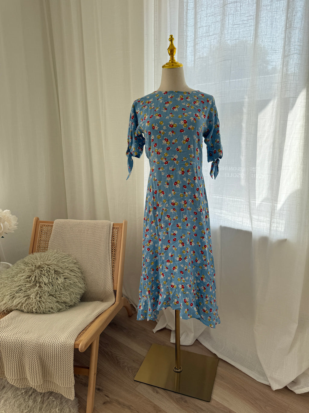 Faithfull The Brand Blue Floral Midi Dress | Short Sleeve Rayon Dress – Size XS / UK 4