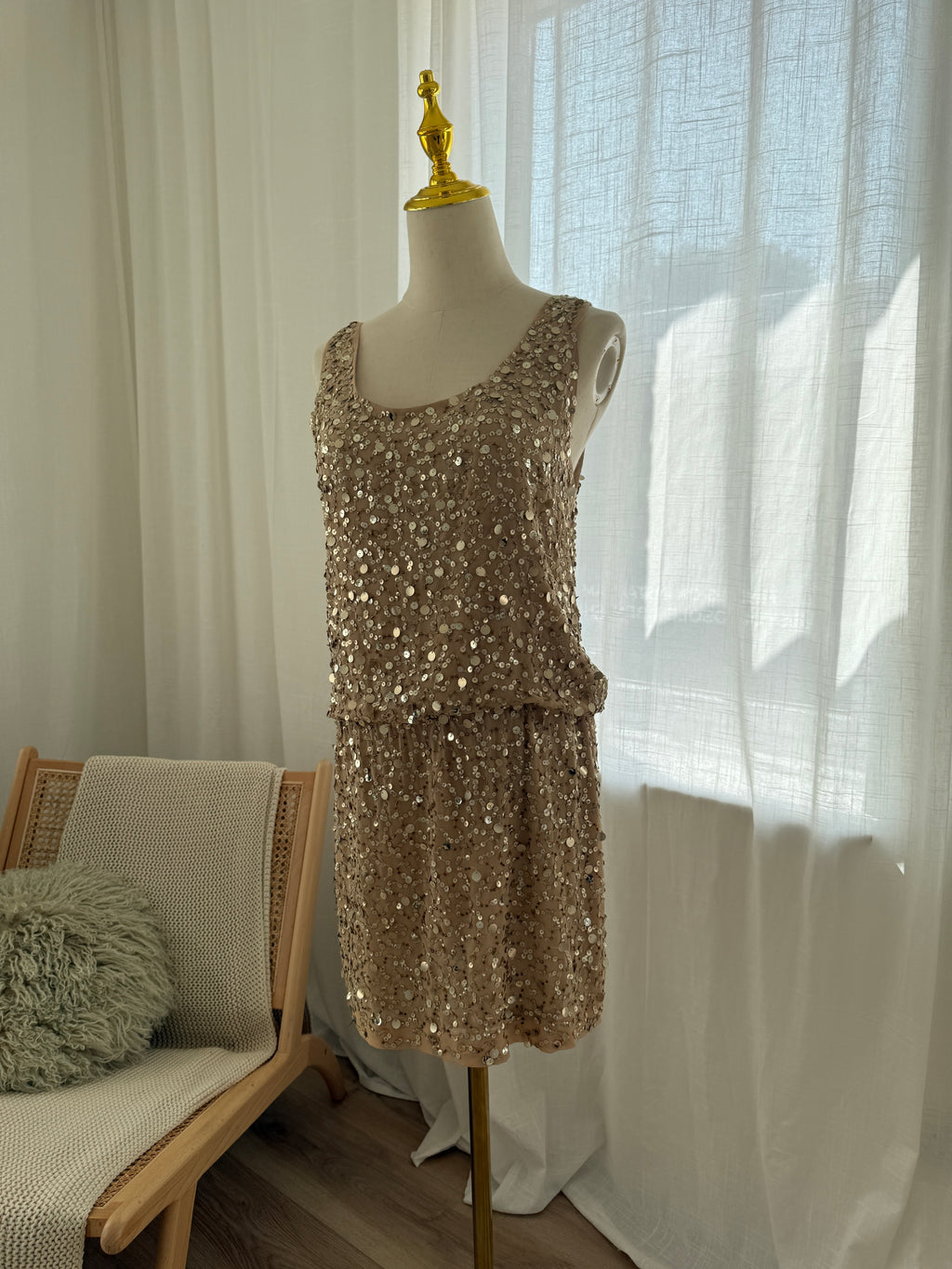 Nicole Miller Gold Sequin Silk Mini Dress – Size M