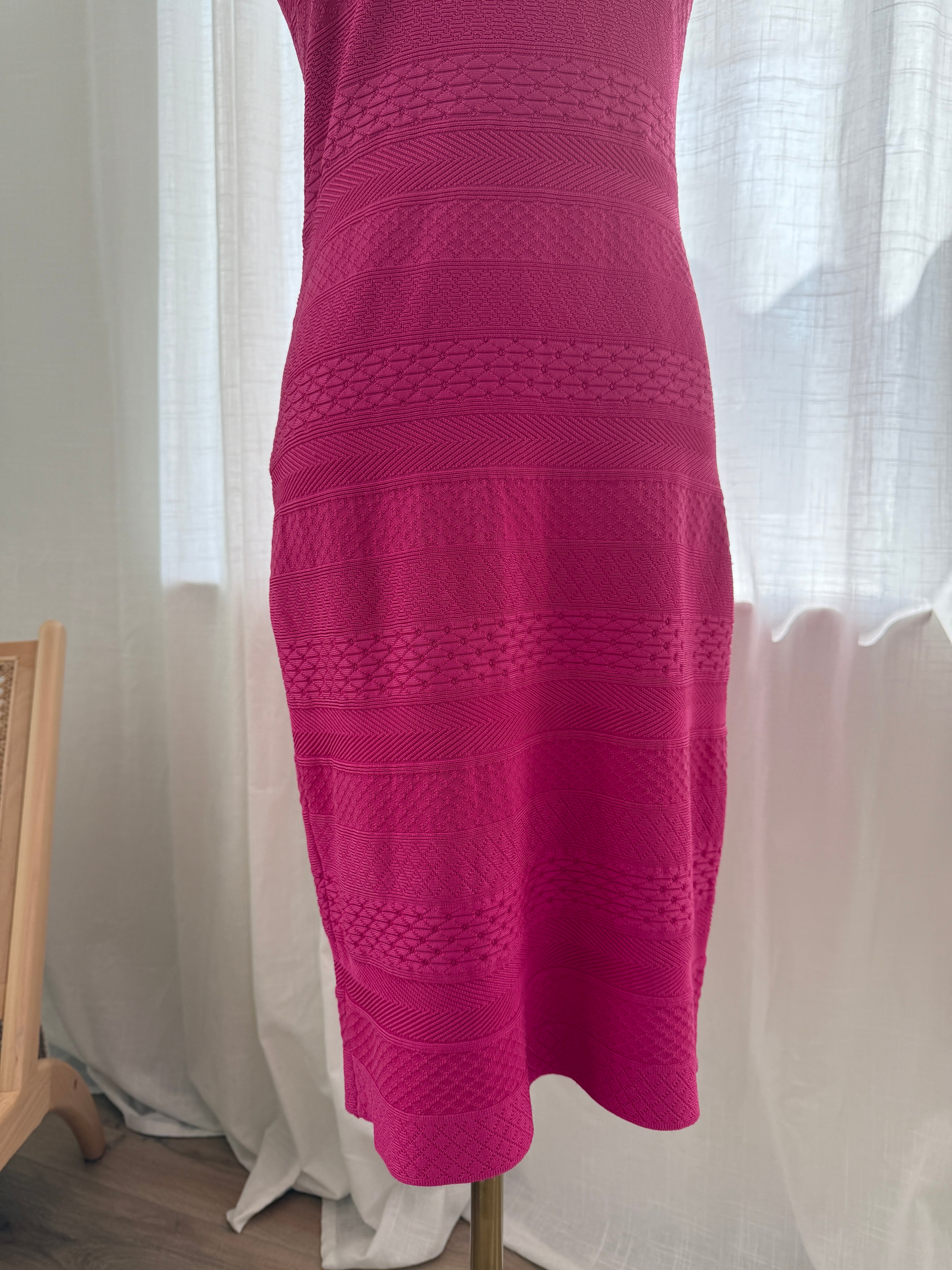 Hervé Léger Signature Bandage Dress in Hot Pink – Size L