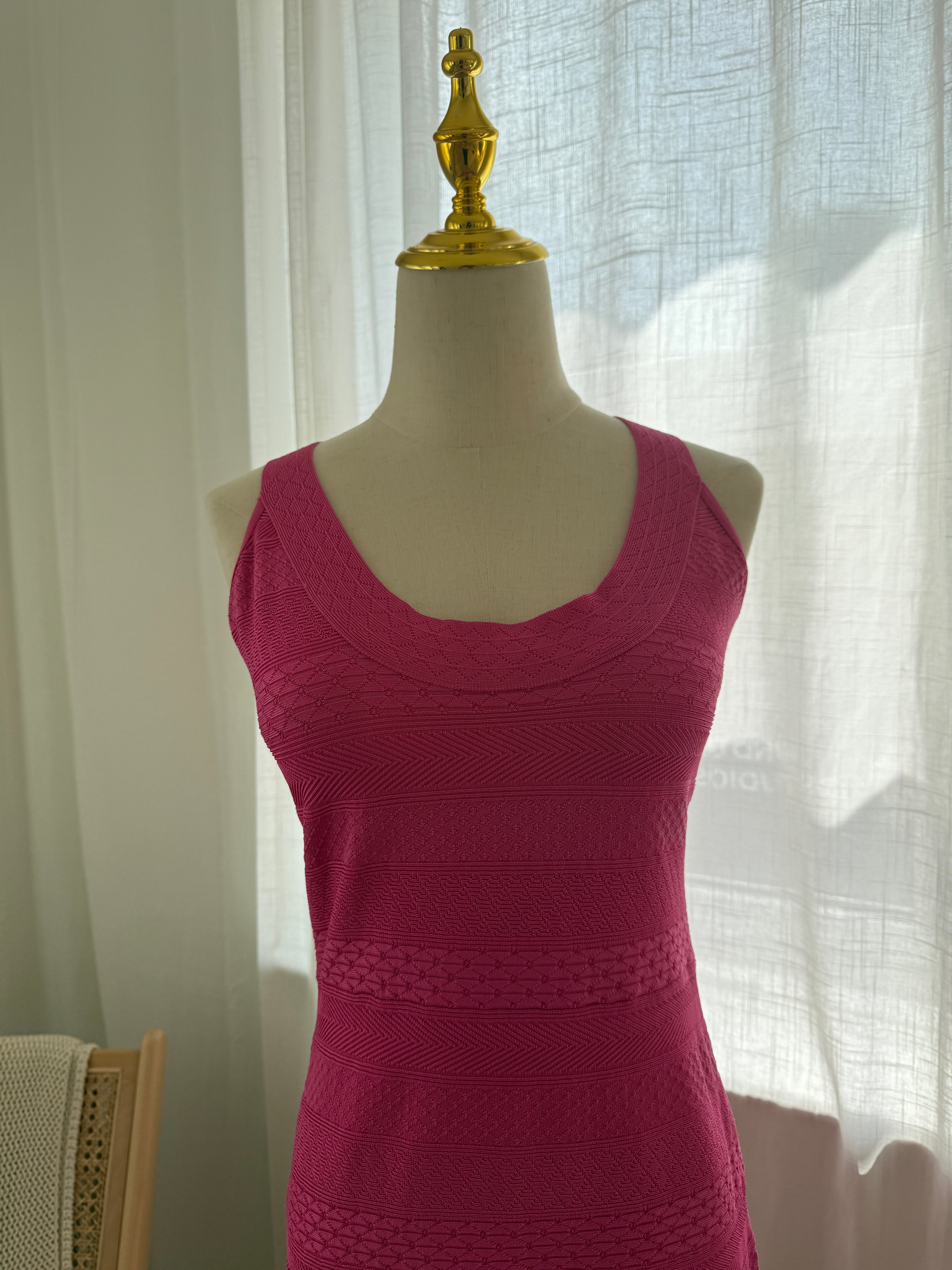 Hervé Léger Signature Bandage Dress in Hot Pink – Size L