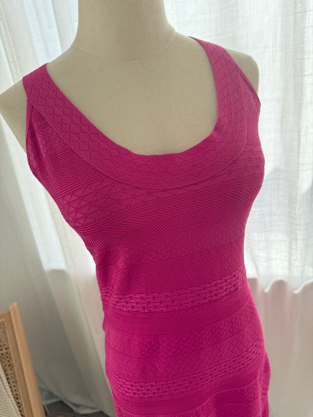 Hervé Léger Signature Bandage Dress in Hot Pink – Size L