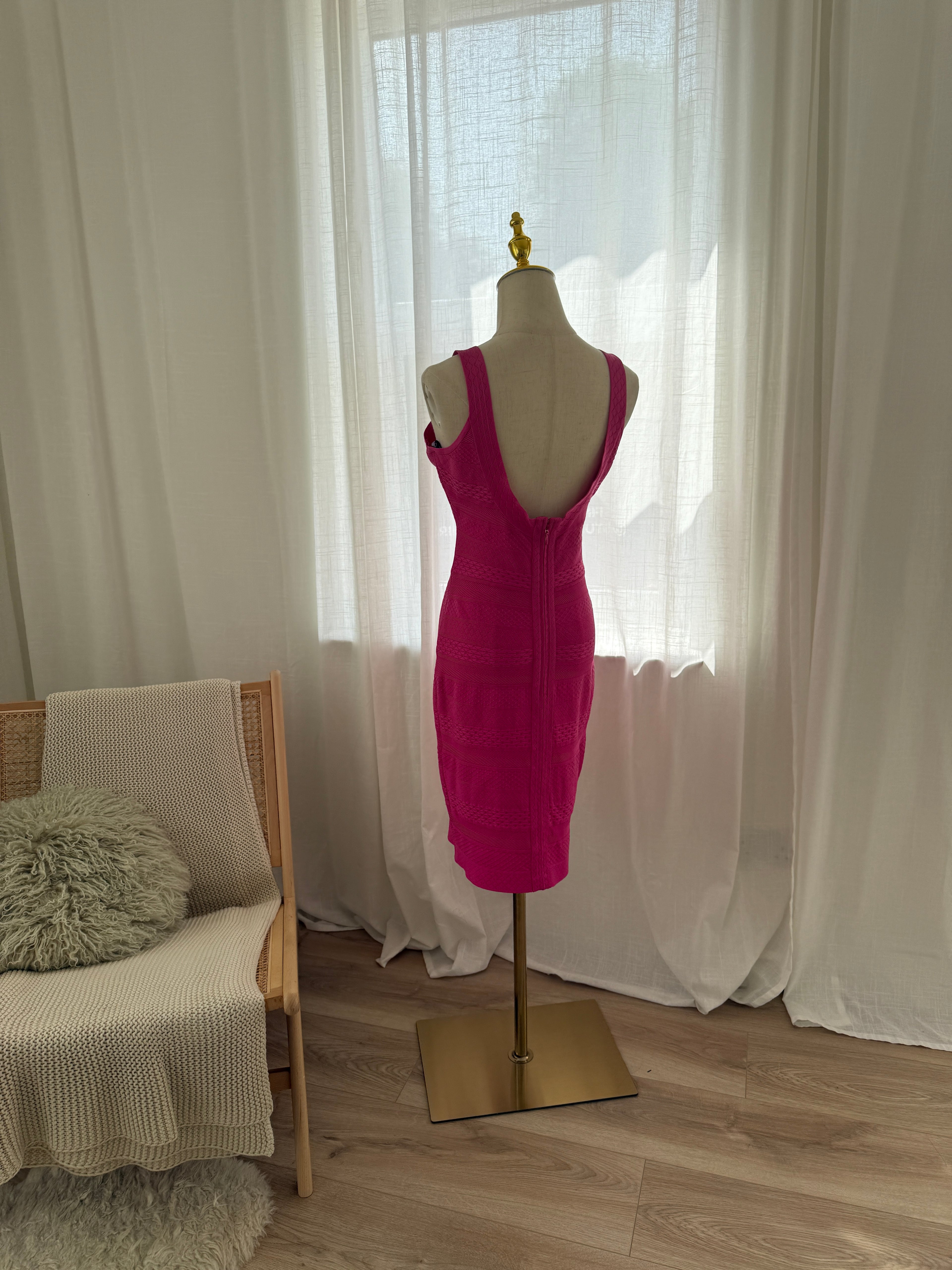 Hervé Léger Signature Bandage Dress in Hot Pink – Size L