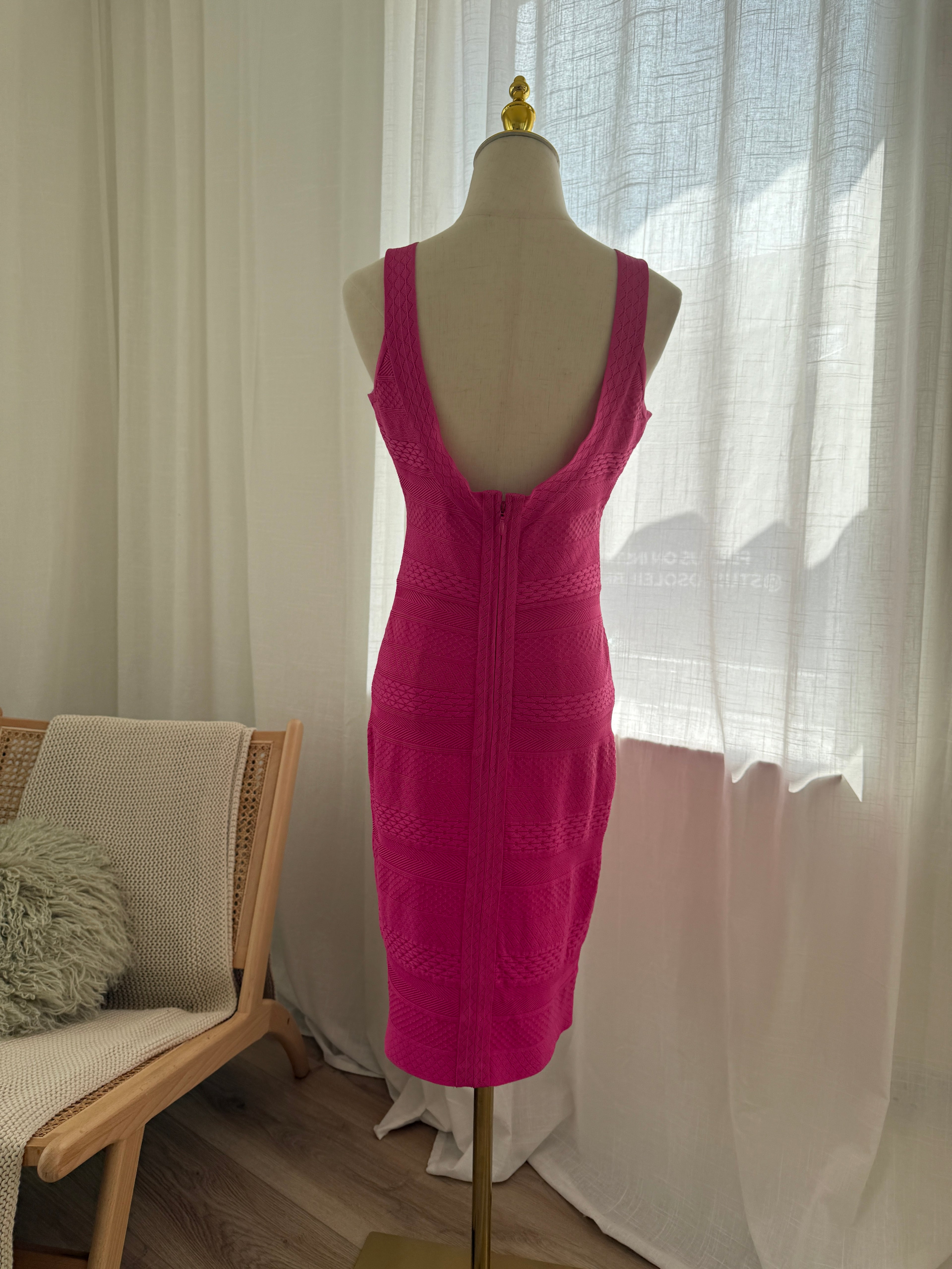 Hervé Léger Signature Bandage Dress in Hot Pink – Size L