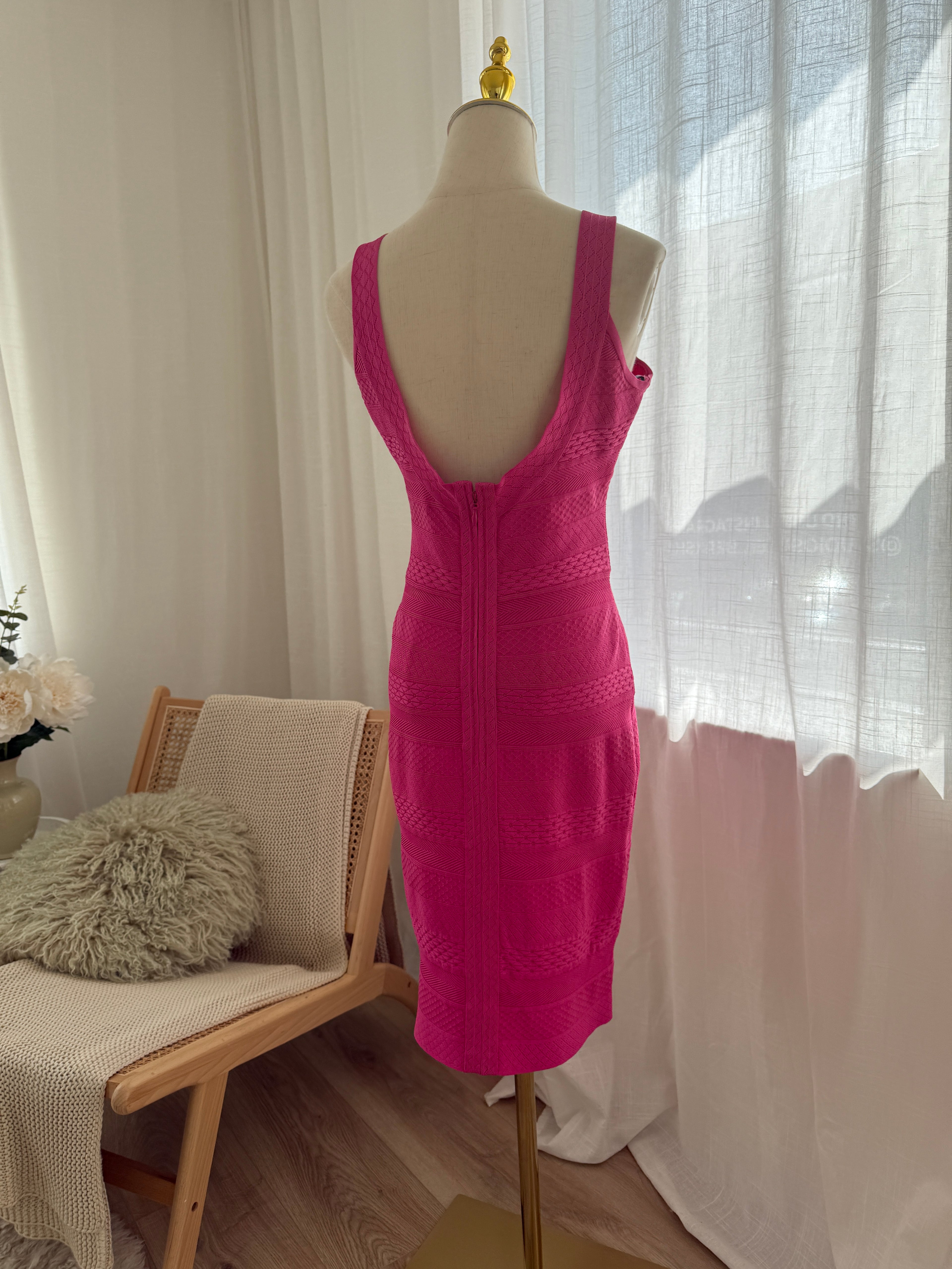 Hervé Léger Signature Bandage Dress in Hot Pink – Size L