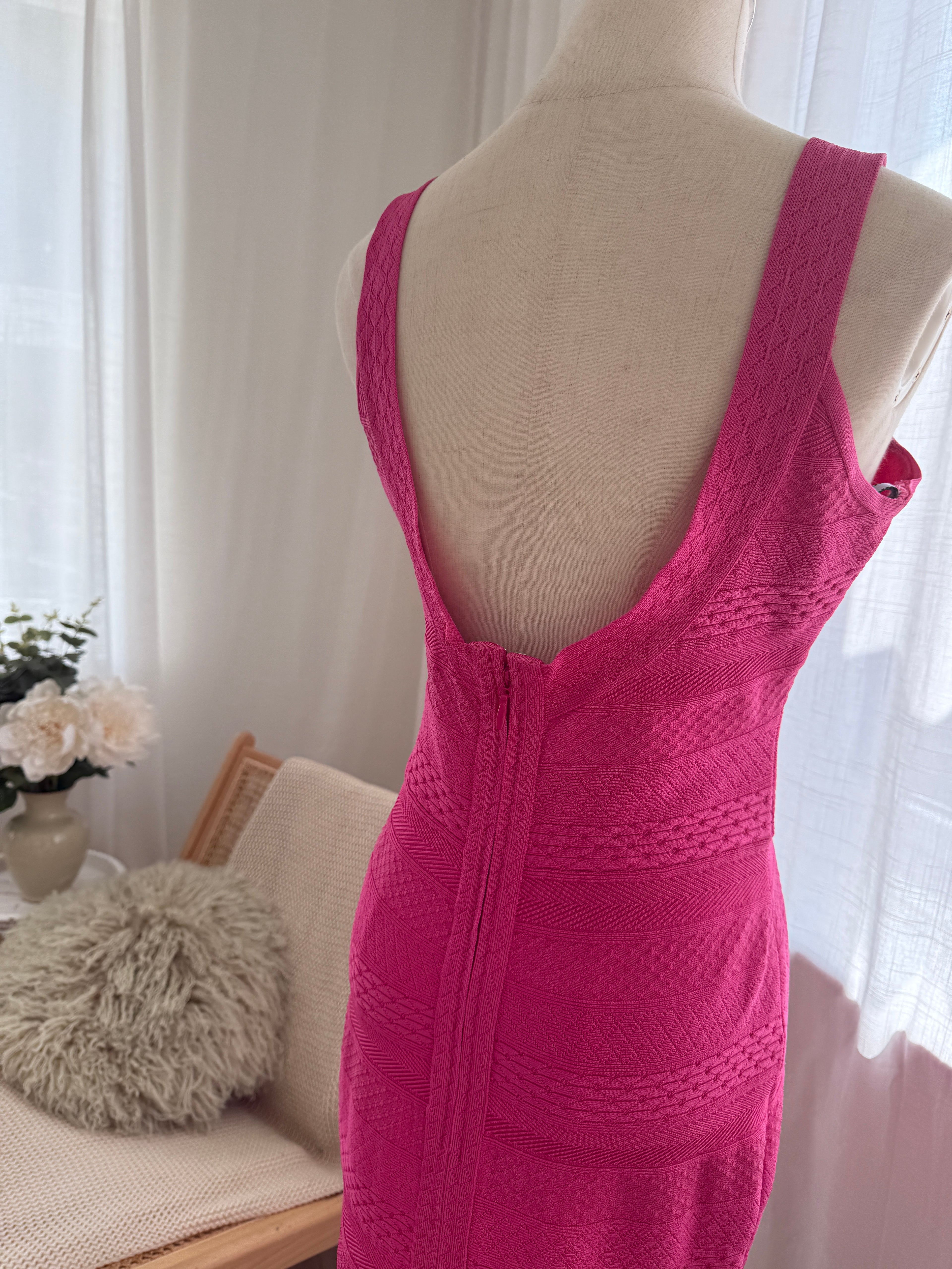 Hervé Léger Signature Bandage Dress in Hot Pink – Size L