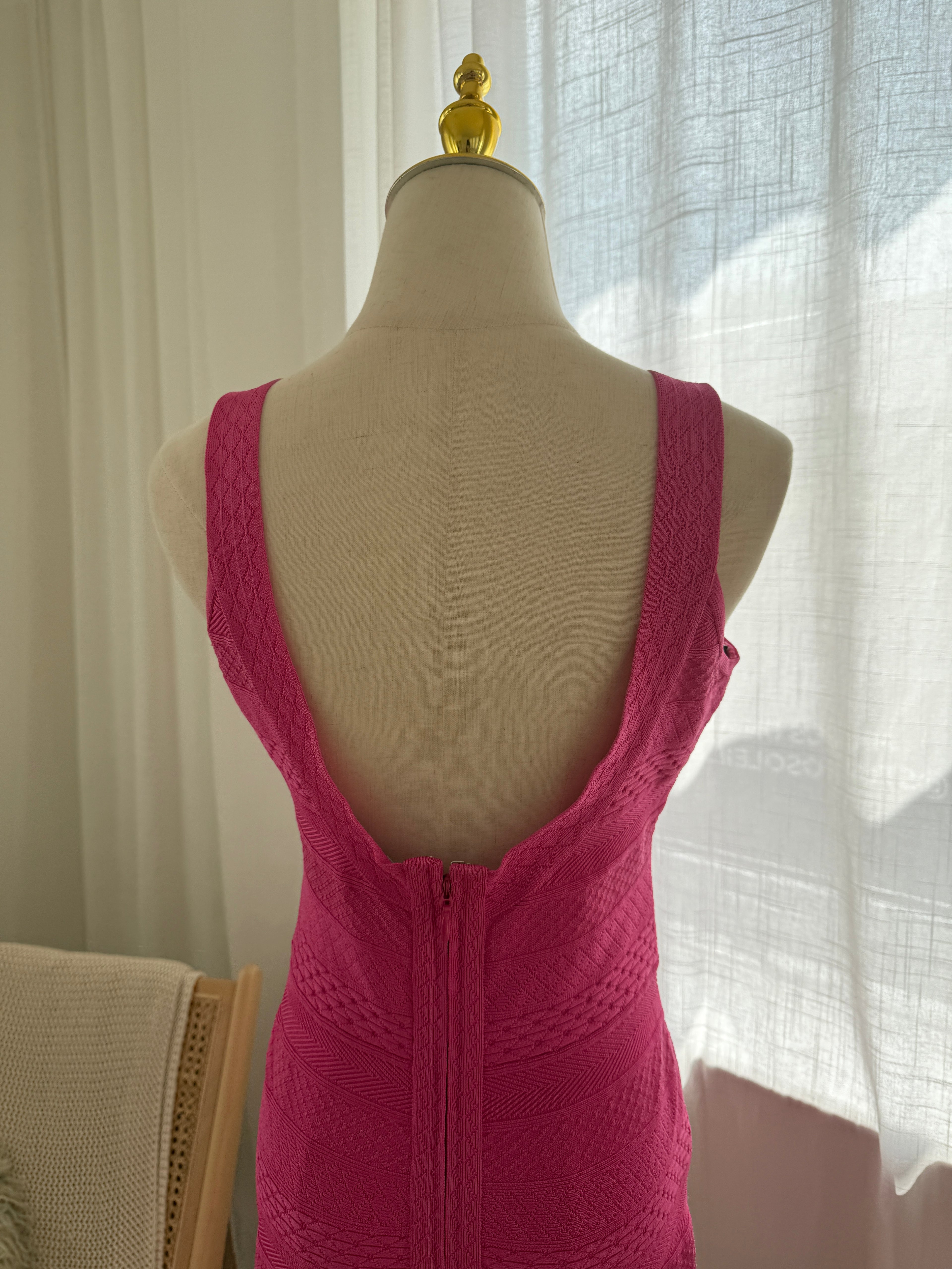 Hervé Léger Signature Bandage Dress in Hot Pink – Size L