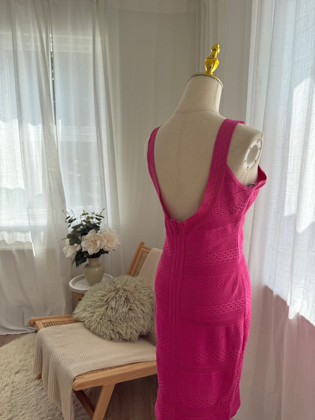 Hervé Léger Signature Bandage Dress in Hot Pink – Size L