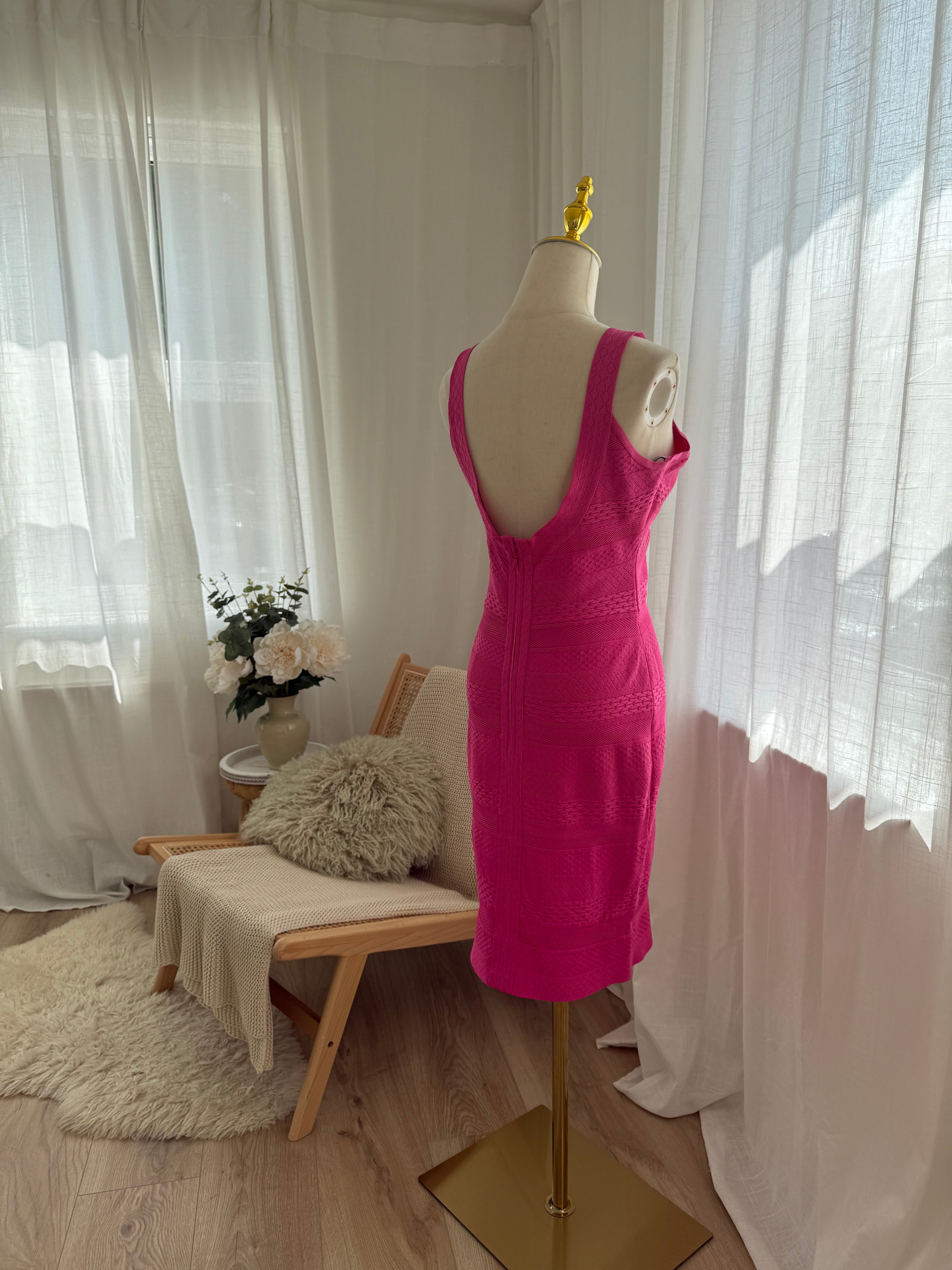 Hervé Léger Signature Bandage Dress in Hot Pink – Size L