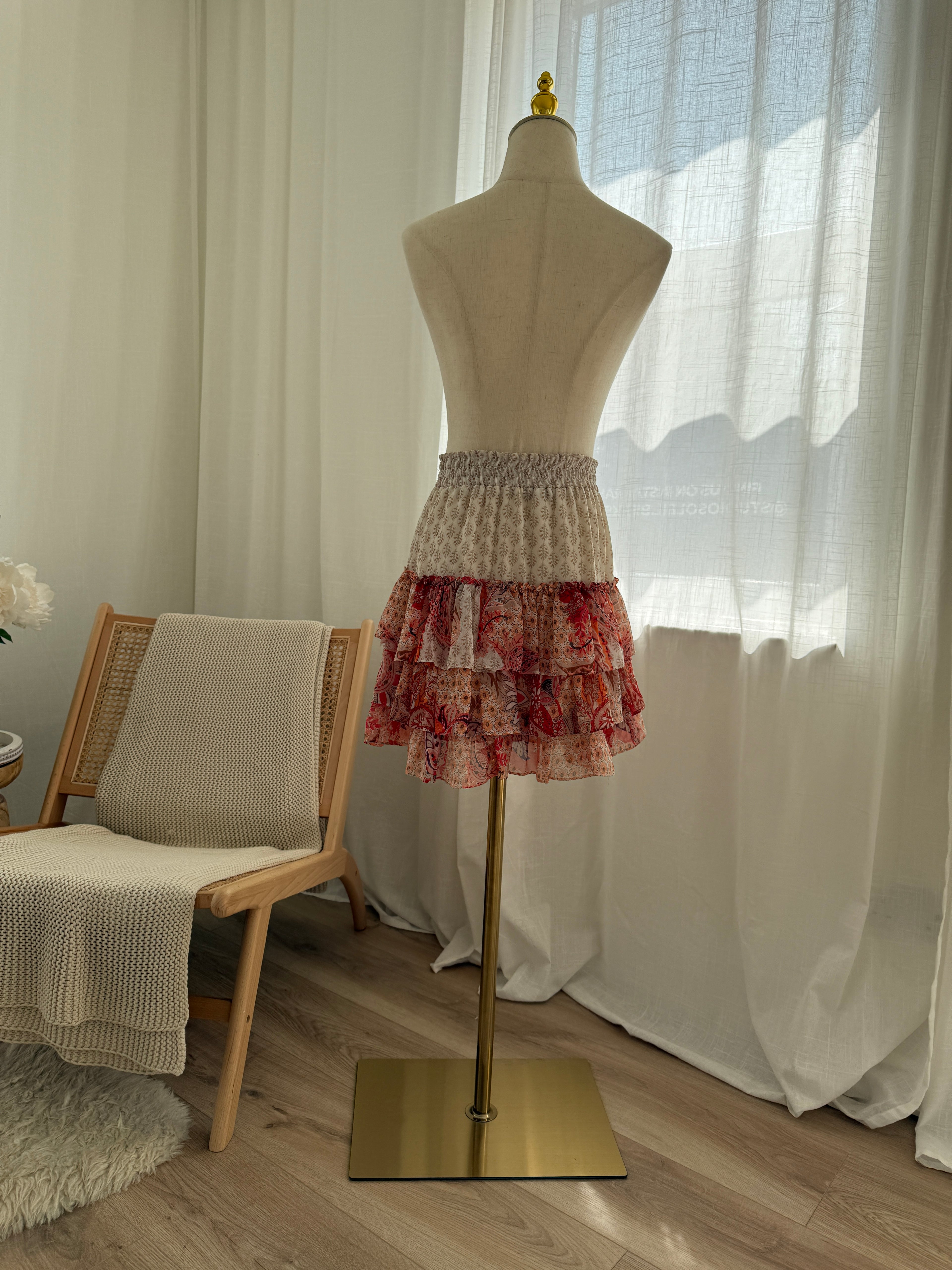 MISA Los Angeles Floral Ruffle Mini Skirt in Neutral & Red Print – Size S