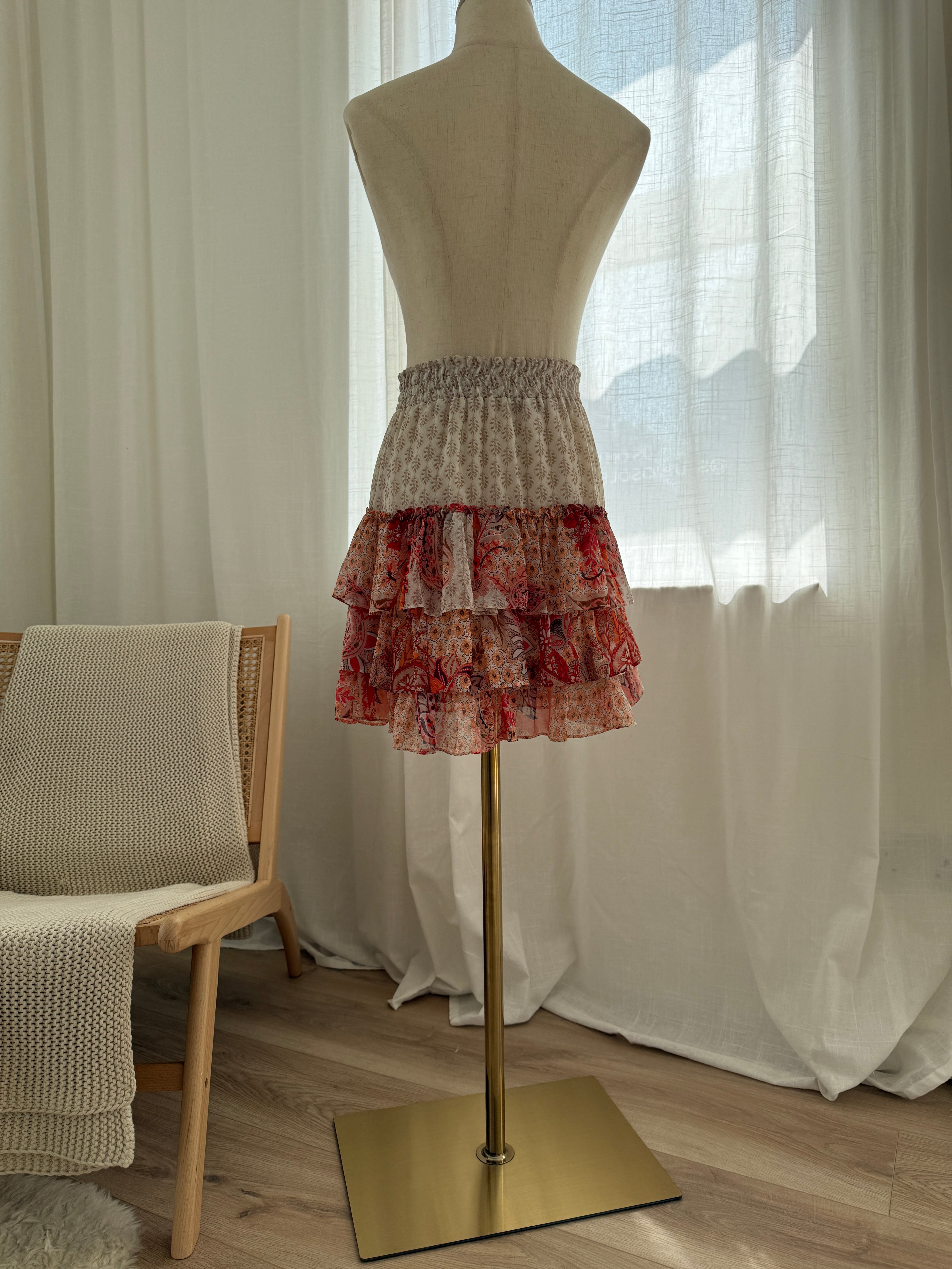 MISA Los Angeles Floral Ruffle Mini Skirt in Neutral & Red Print – Size S