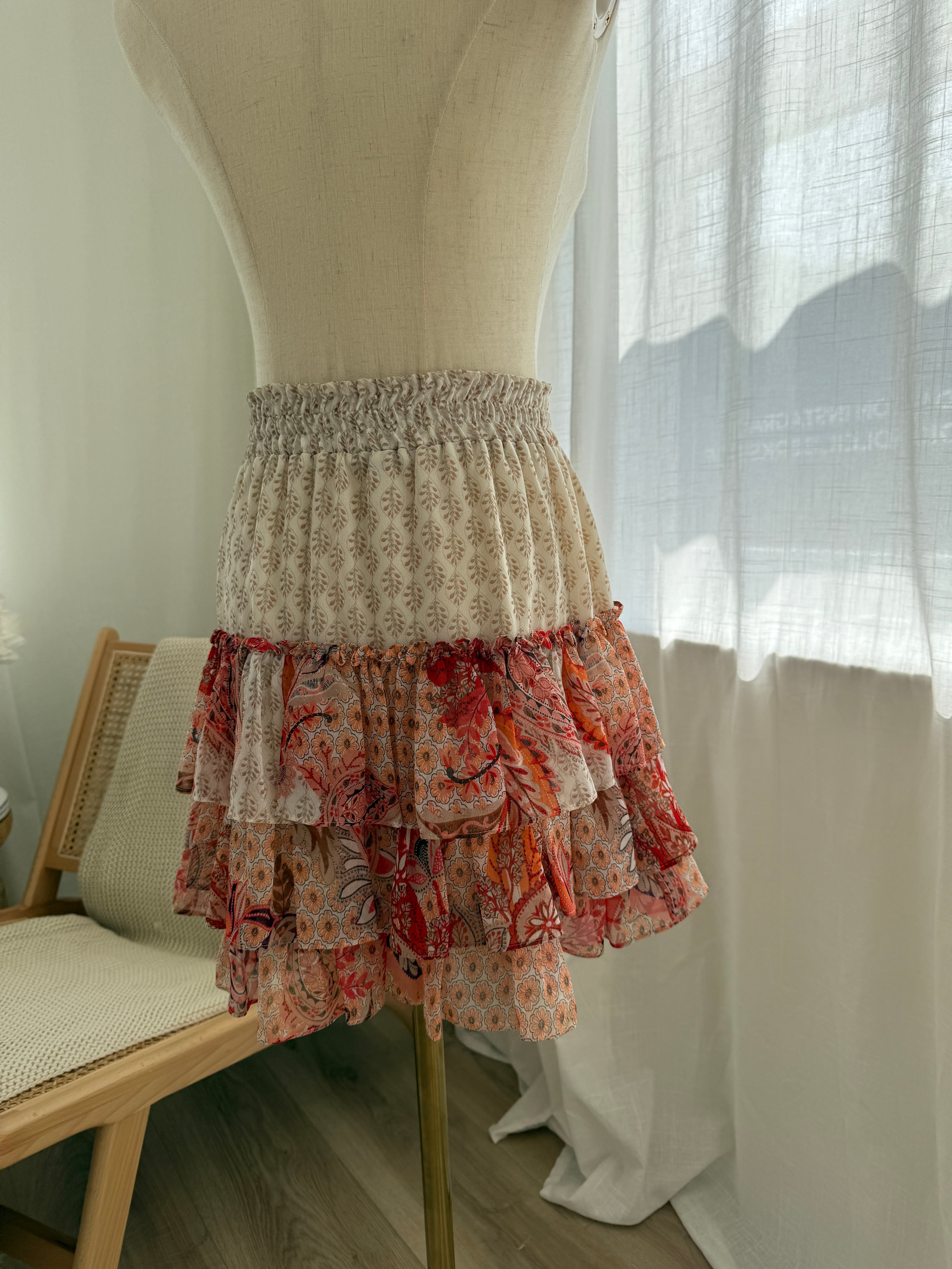 MISA Los Angeles Floral Ruffle Mini Skirt in Neutral & Red Print – Size S