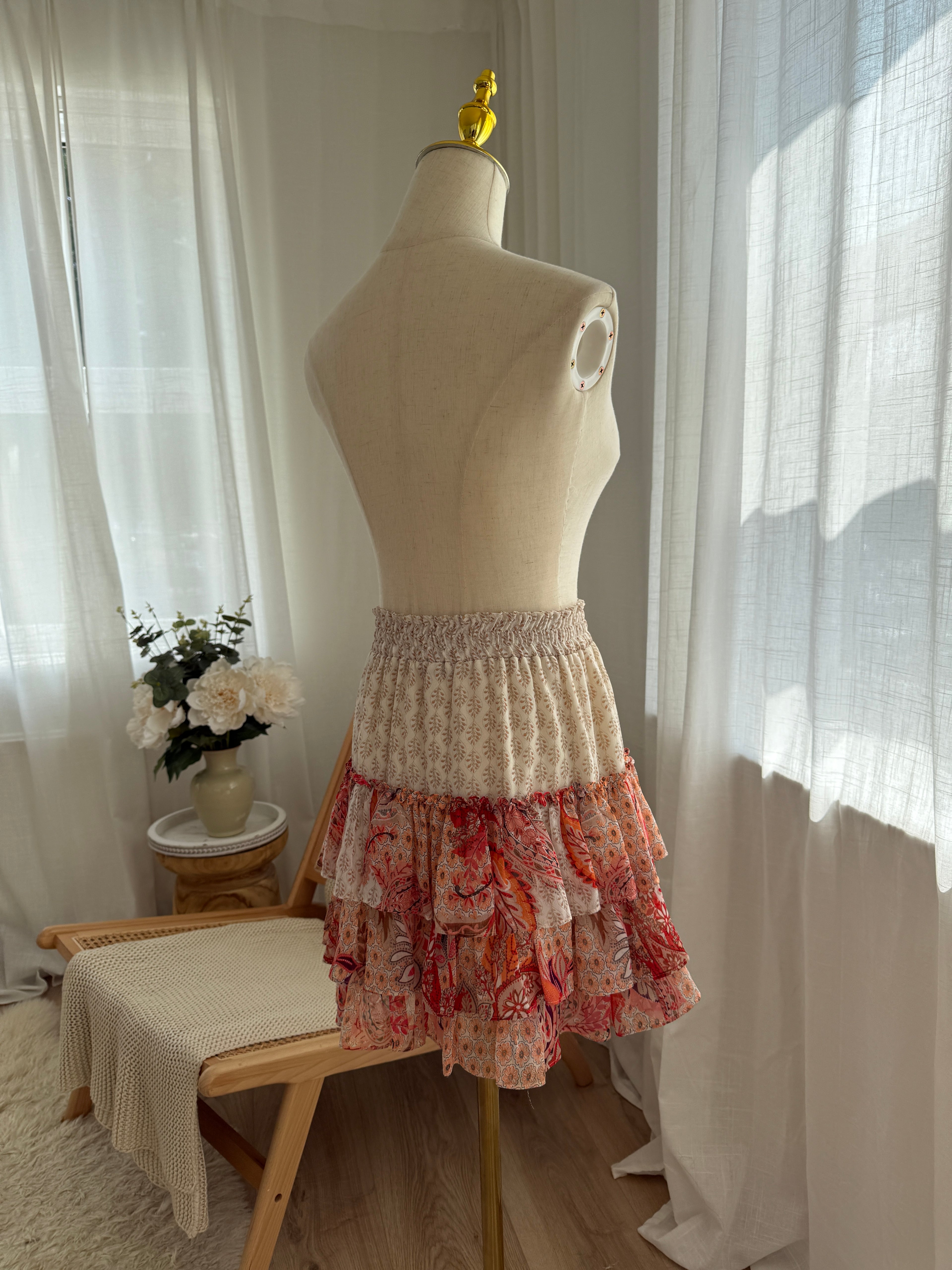 MISA Los Angeles Floral Ruffle Mini Skirt in Neutral & Red Print – Size S