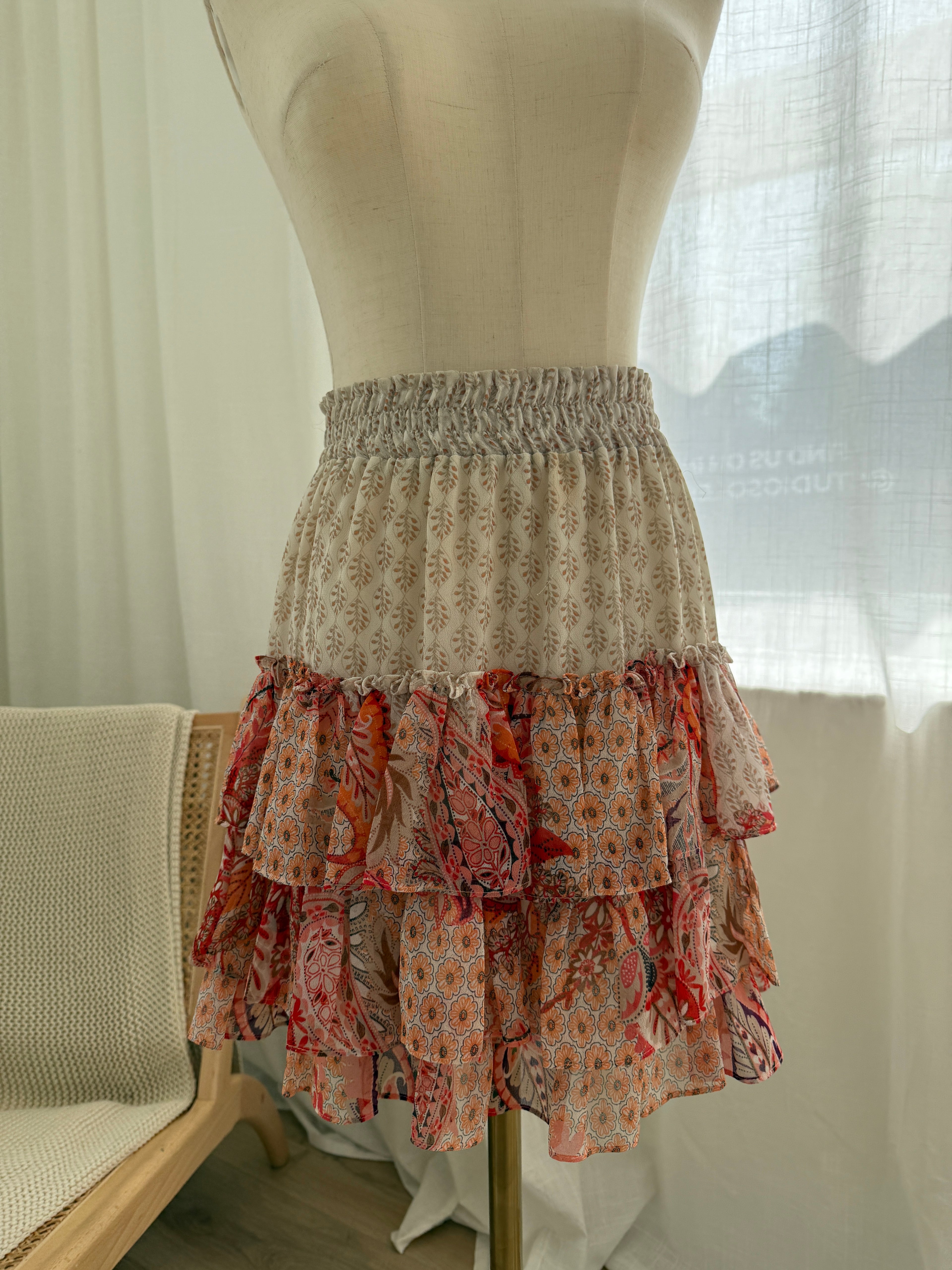 MISA Los Angeles Floral Ruffle Mini Skirt in Neutral & Red Print – Size S