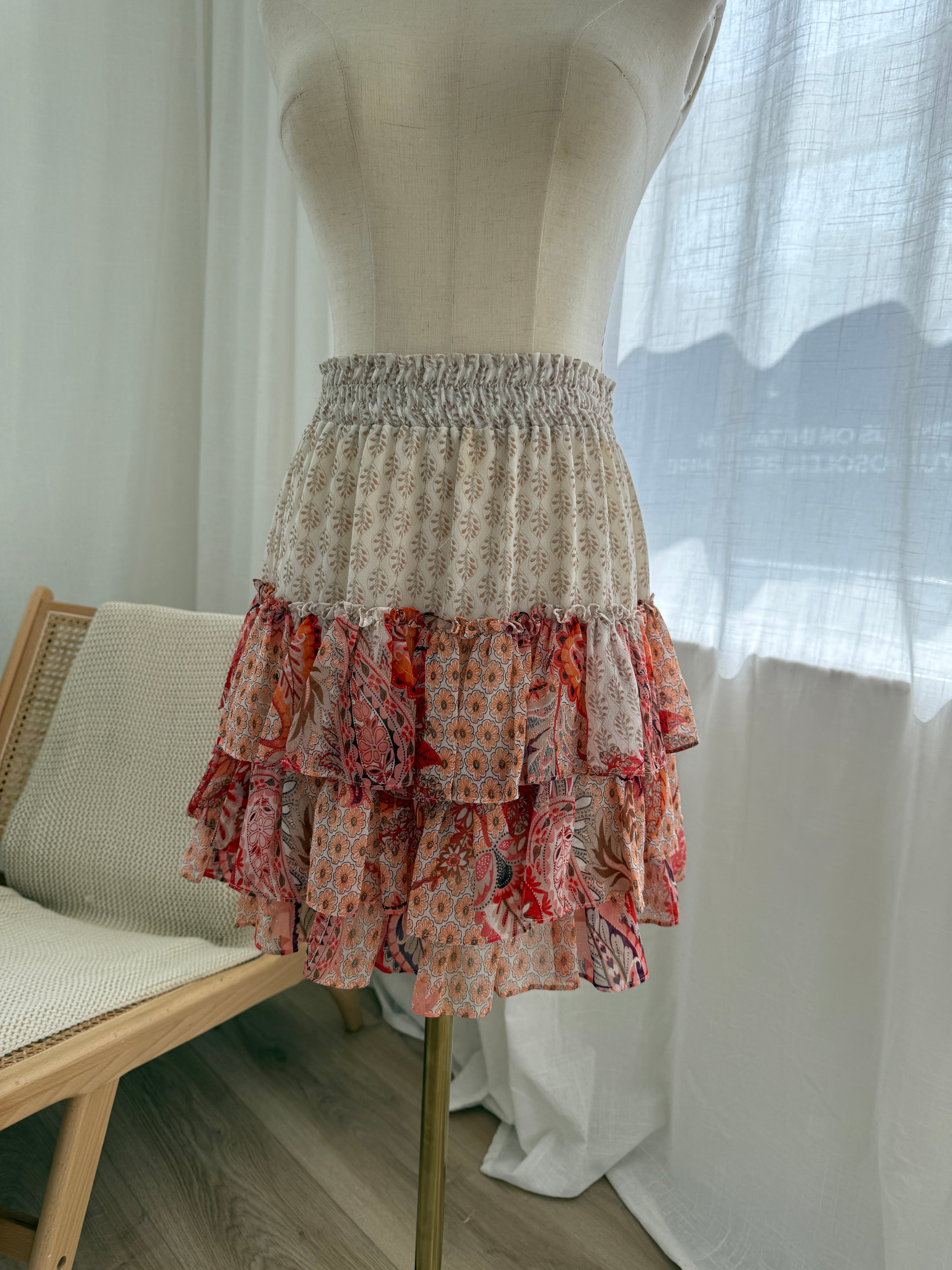 MISA Los Angeles Floral Ruffle Mini Skirt in Neutral & Red Print – Size S
