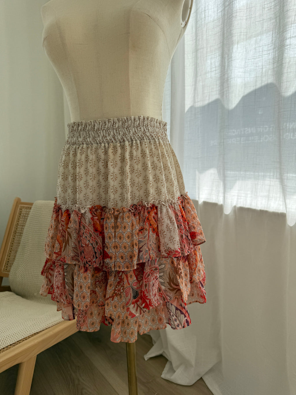 MISA Los Angeles Floral Ruffle Mini Skirt in Neutral & Red Print – Size S
