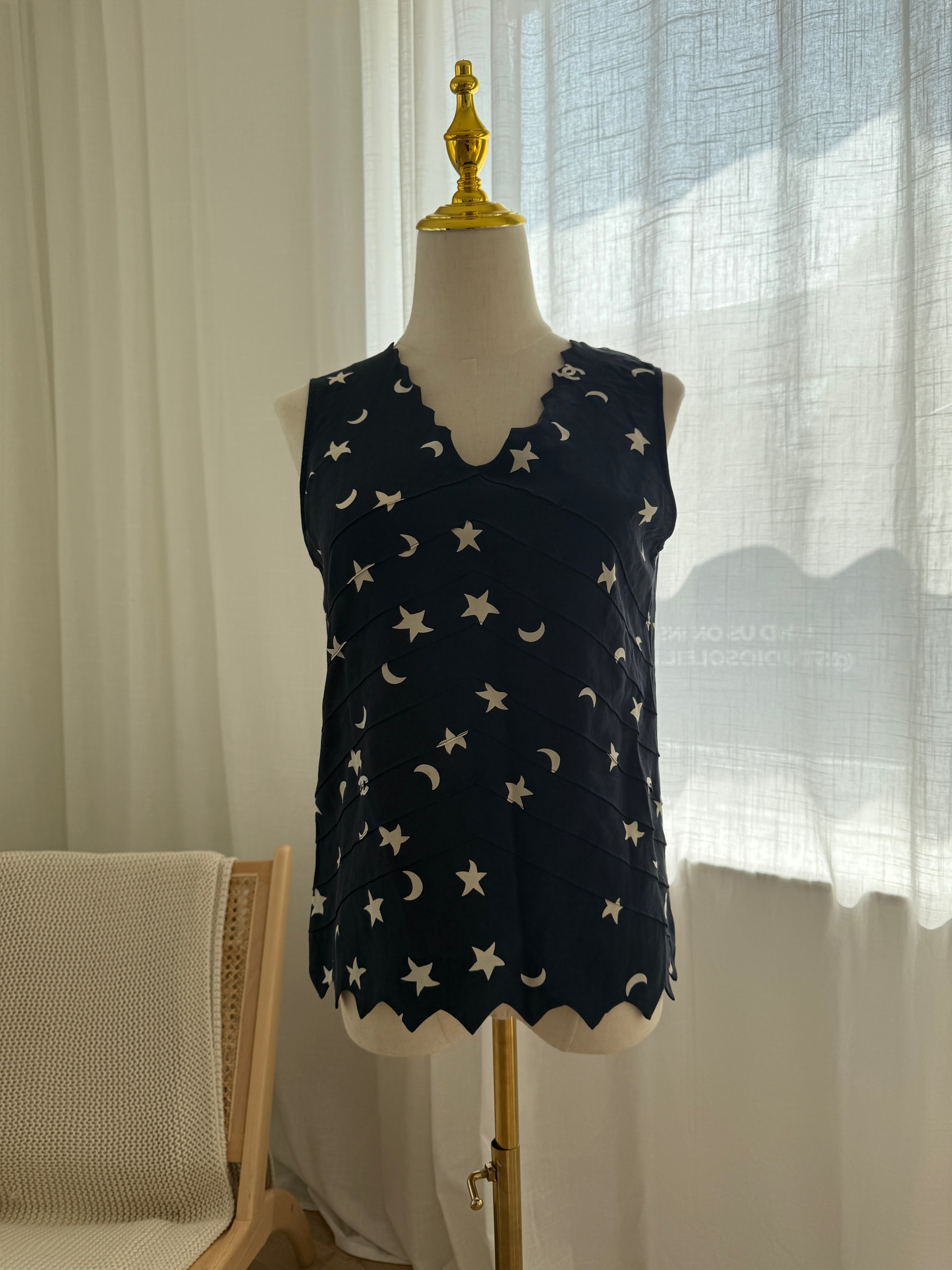 Chanel Spring 2008 Runway Silk Star & Moon Top by Karl Lagerfeld – FR 40 / M