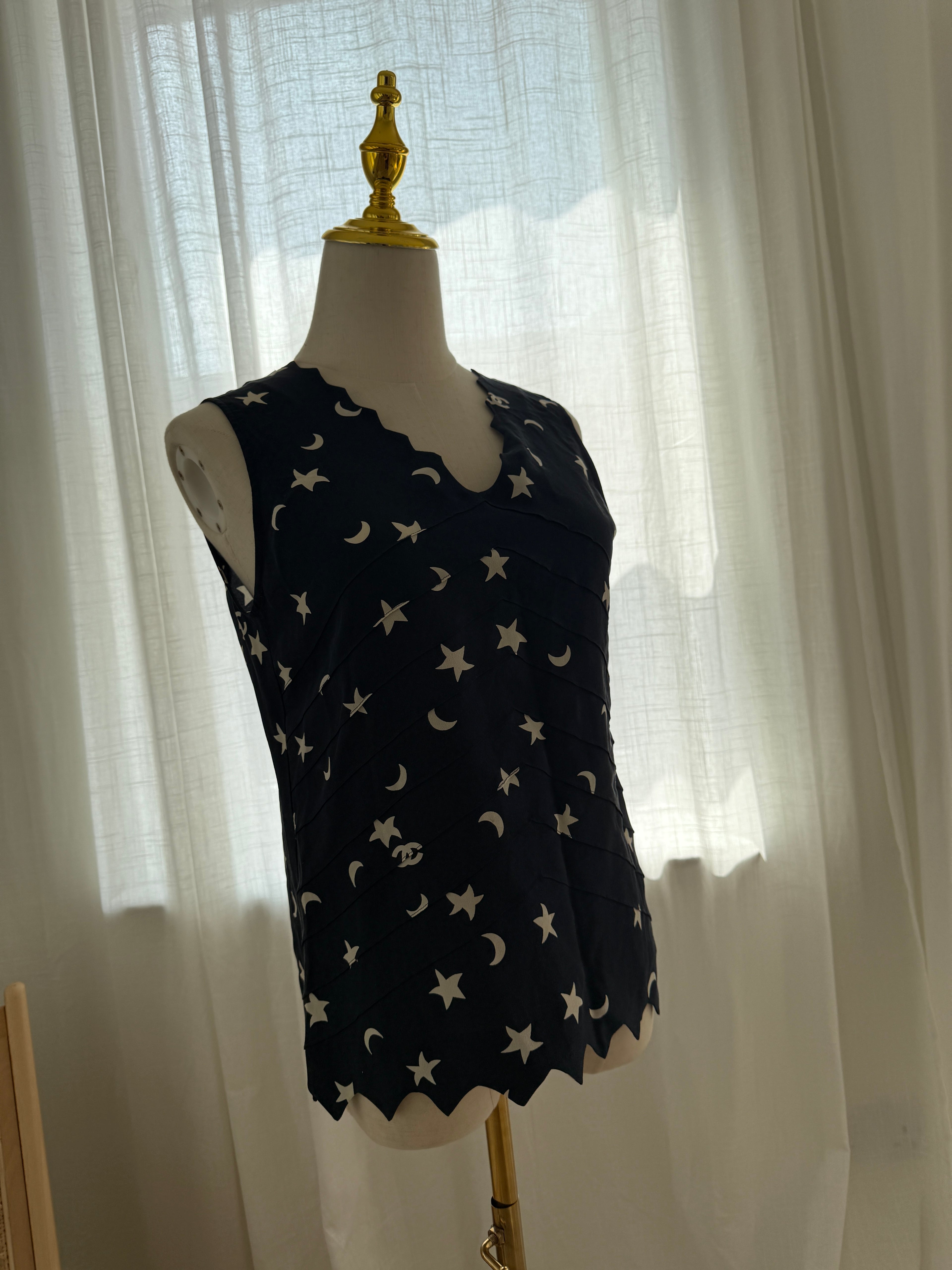 Chanel Spring 2008 Runway Silk Star & Moon Top by Karl Lagerfeld – FR 40 / M
