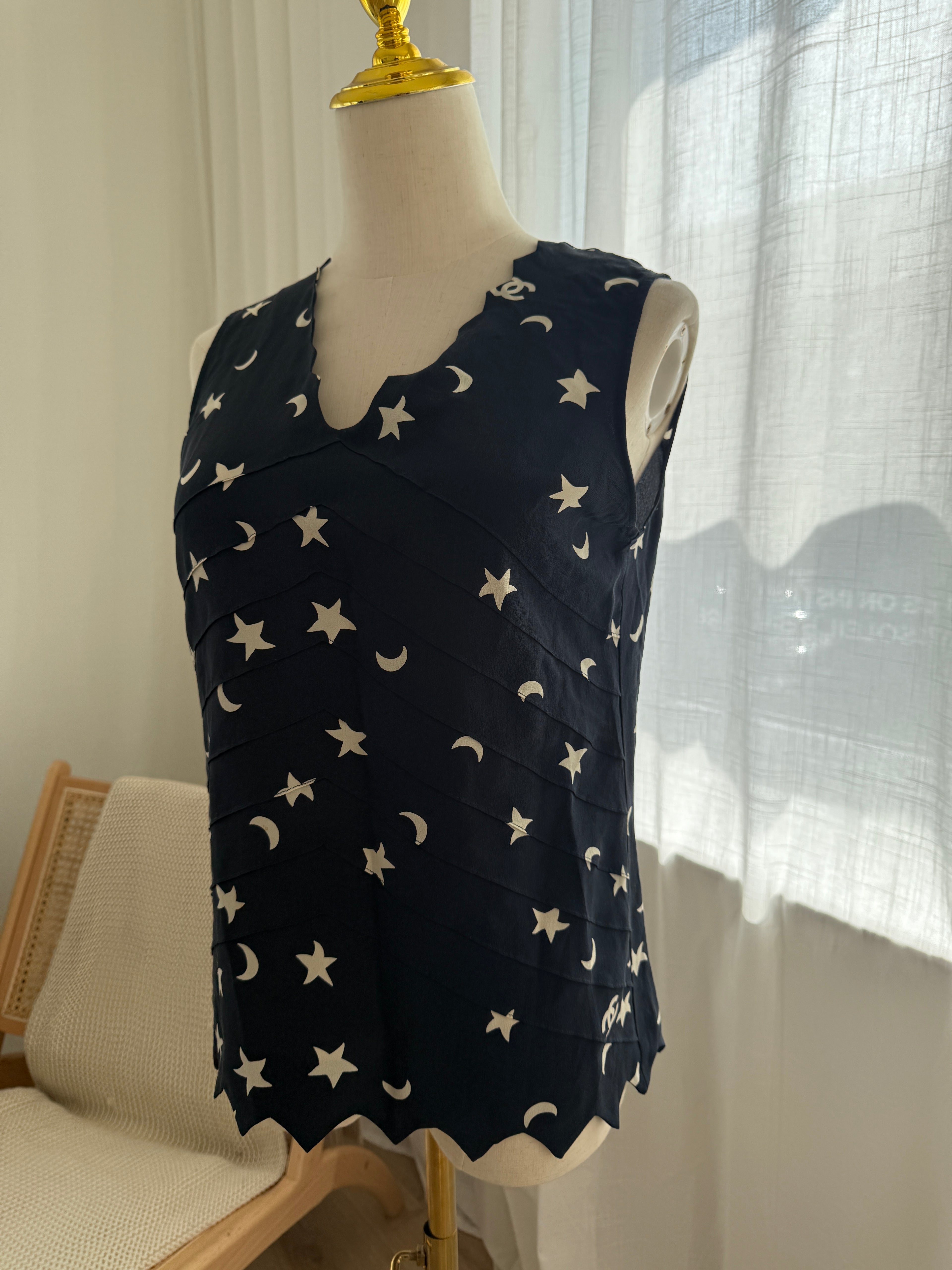 Chanel Spring 2008 Runway Silk Star & Moon Top by Karl Lagerfeld – FR 40 / M