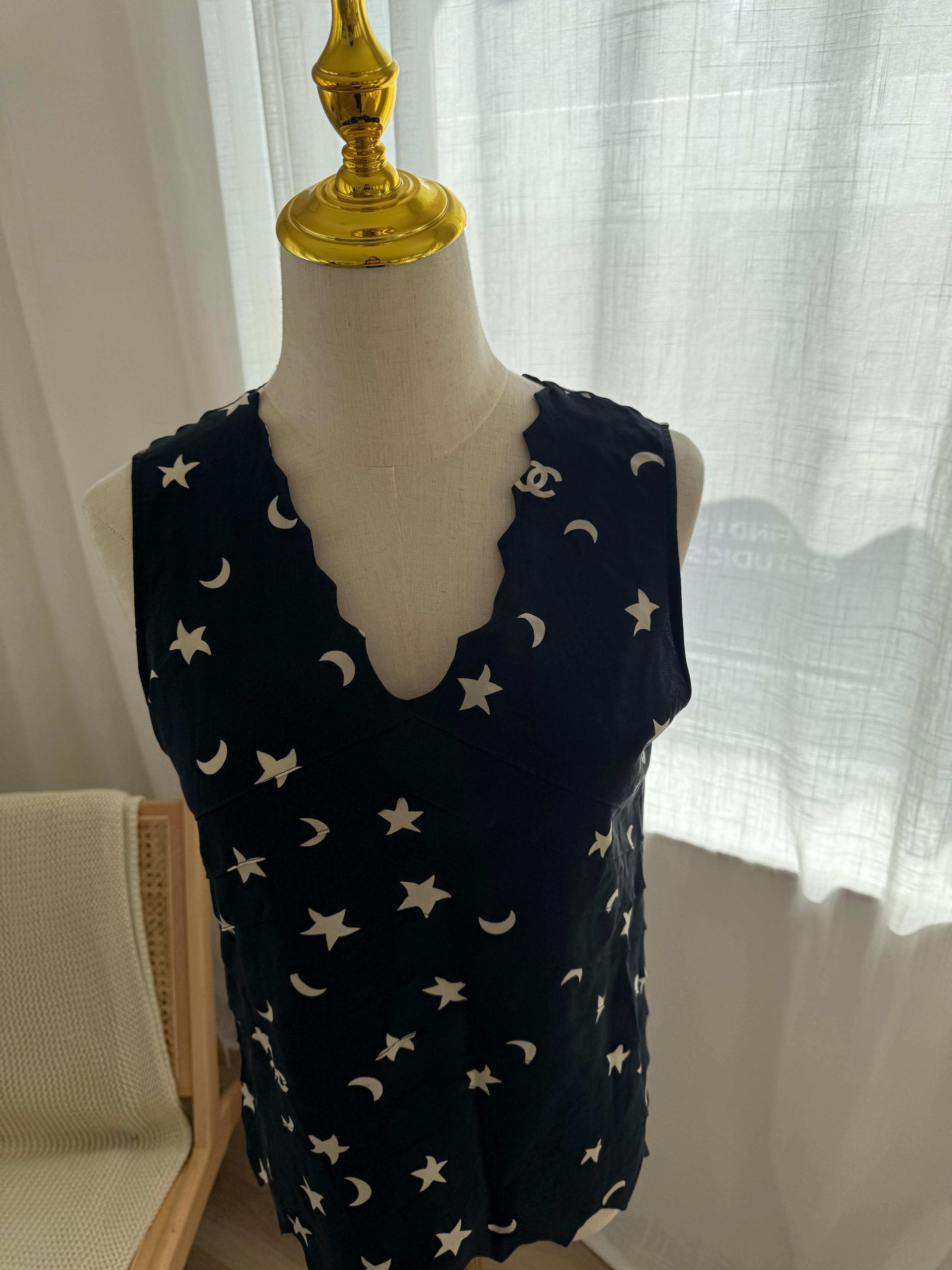 Chanel Spring 2008 Runway Silk Star & Moon Top by Karl Lagerfeld – FR 40 / M