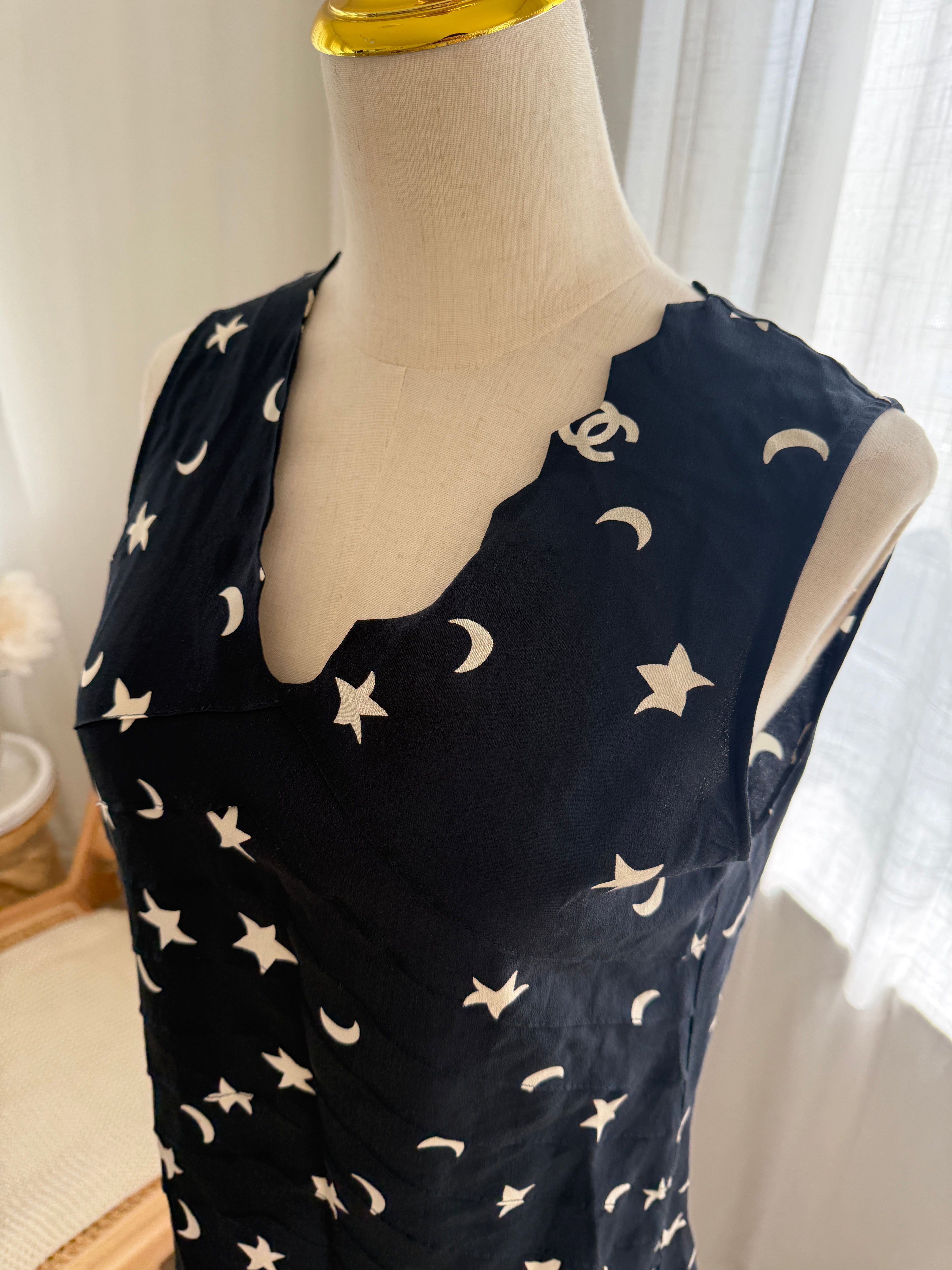 Chanel Spring 2008 Runway Silk Star & Moon Top by Karl Lagerfeld – FR 40 / M