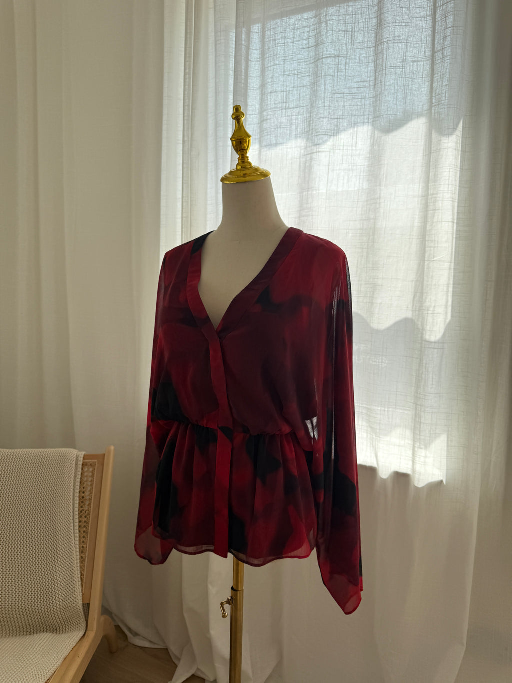 Alice + Olivia Red Printed Sheer Blouse with Plunge Neckline – Size S