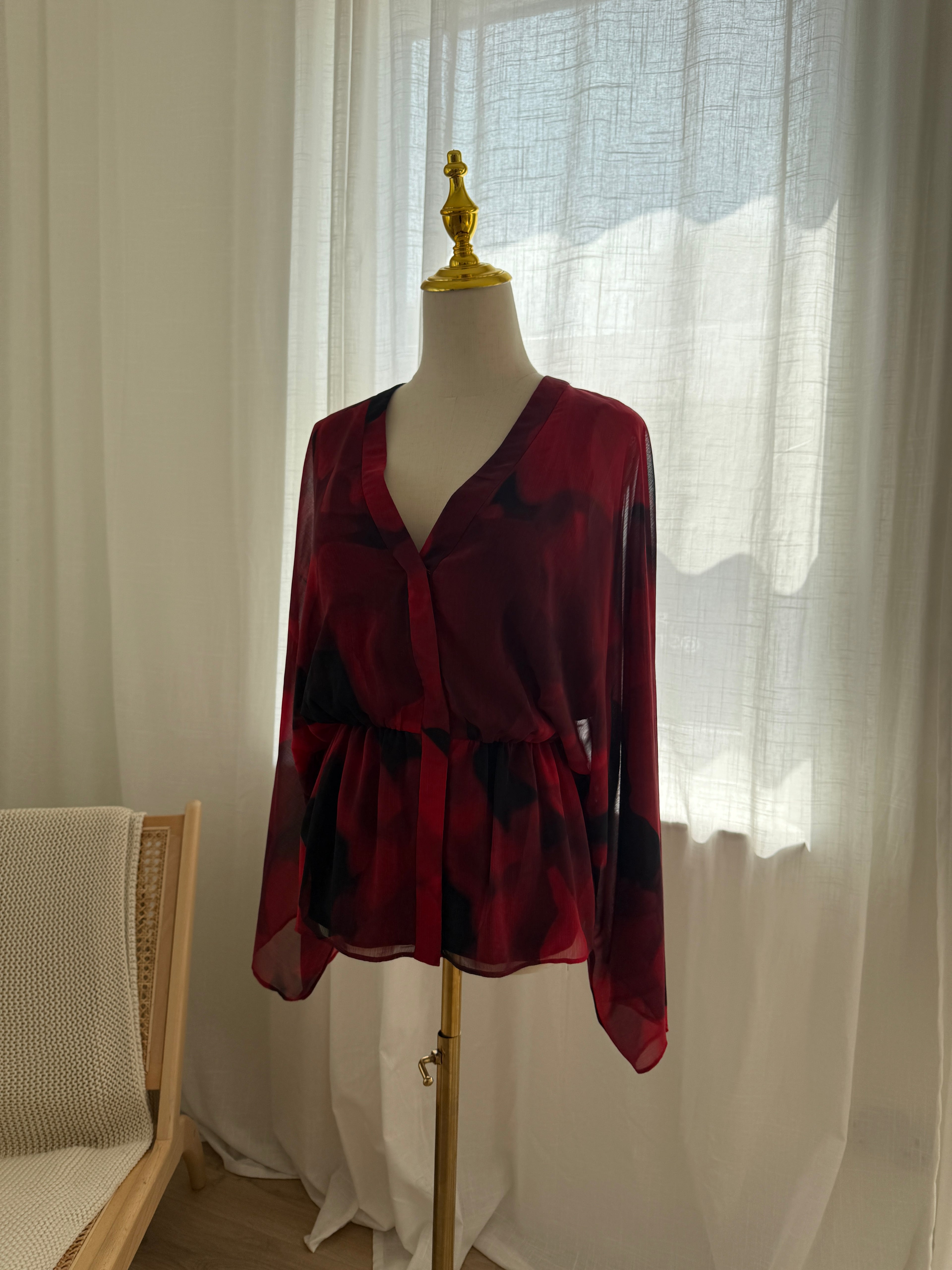 Alice + Olivia Red Printed Sheer Blouse with Plunge Neckline – Size S