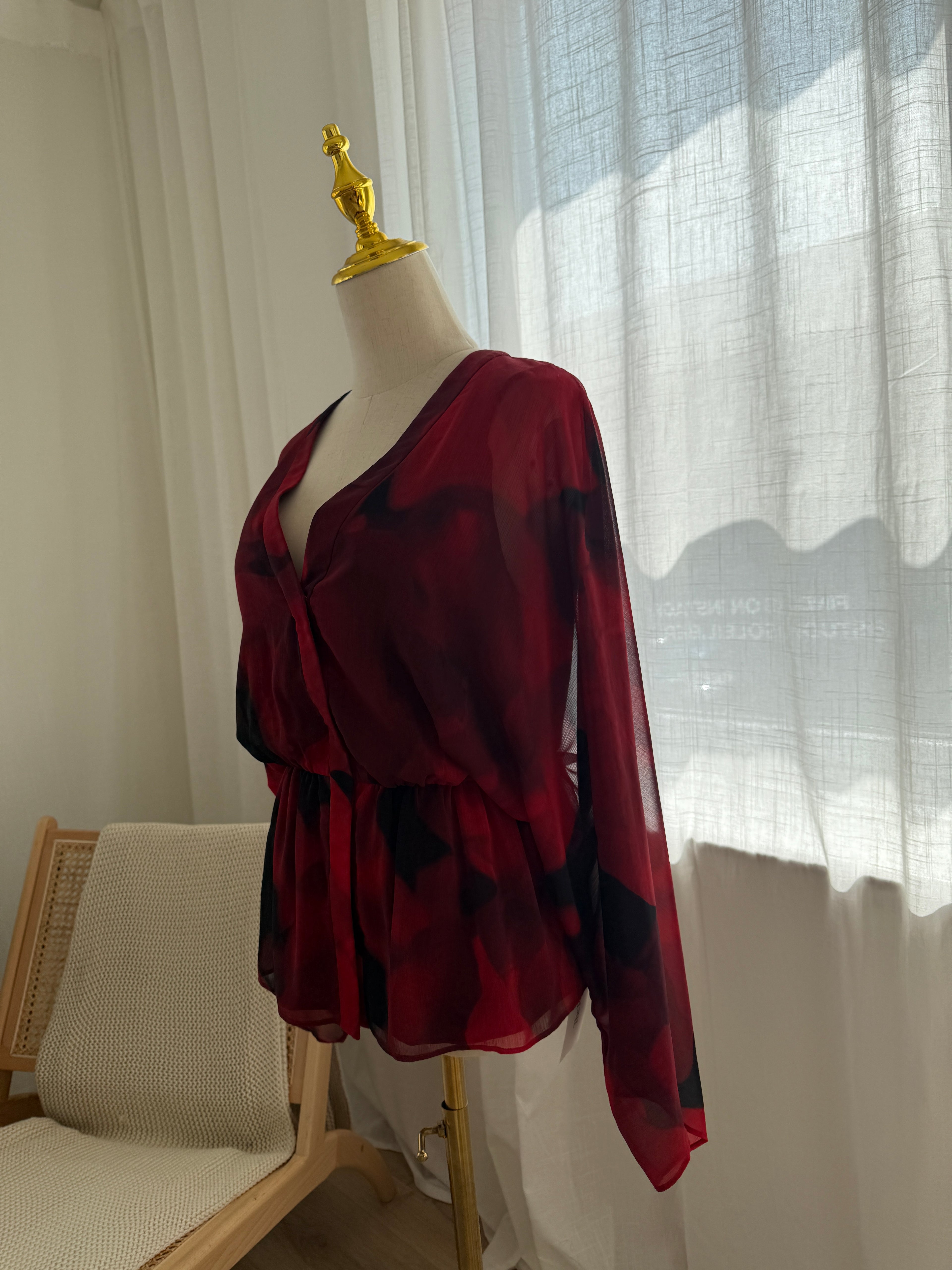 Alice + Olivia Red Printed Sheer Blouse with Plunge Neckline – Size S