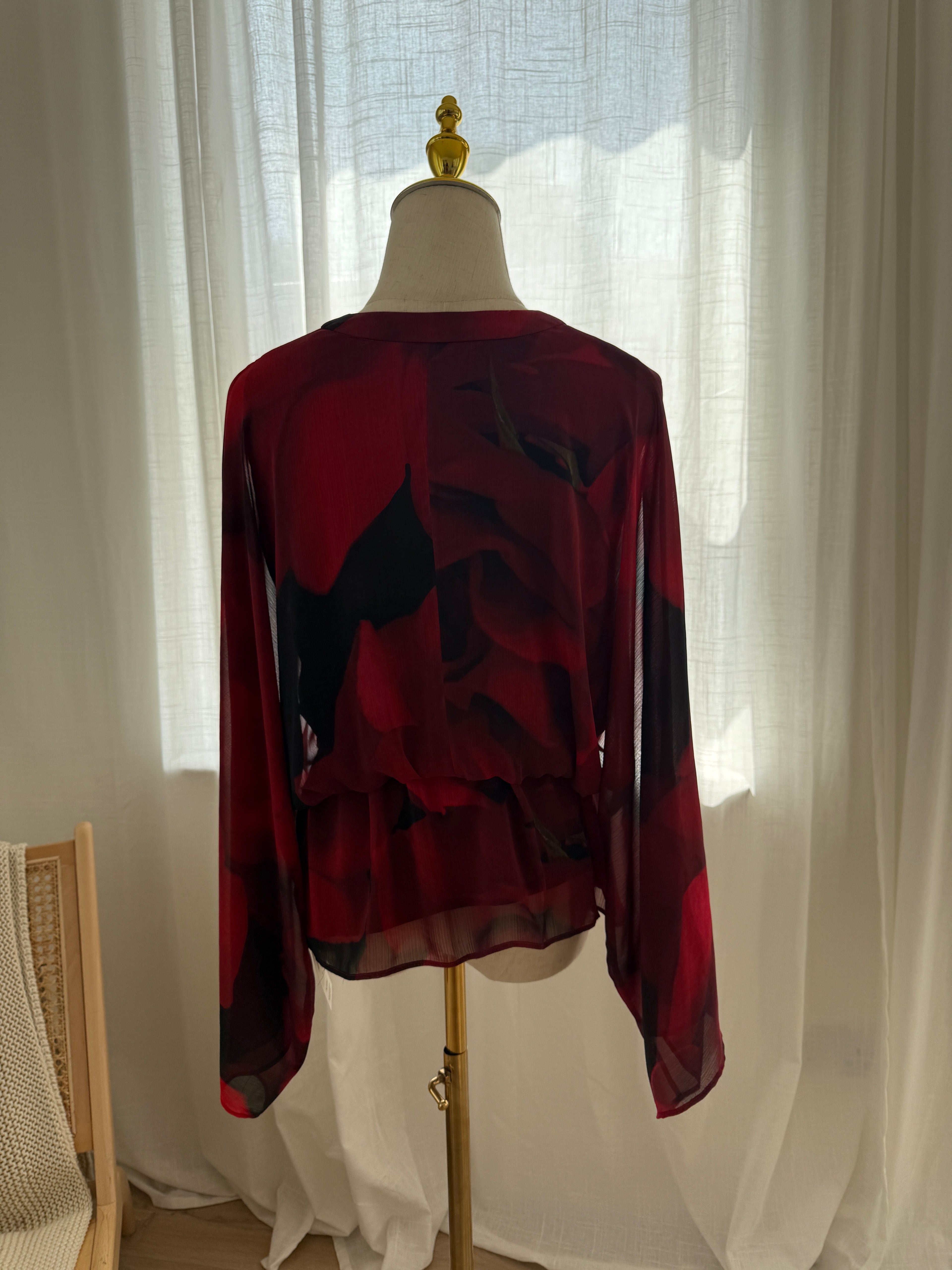 Alice + Olivia Red Printed Sheer Blouse with Plunge Neckline – Size S