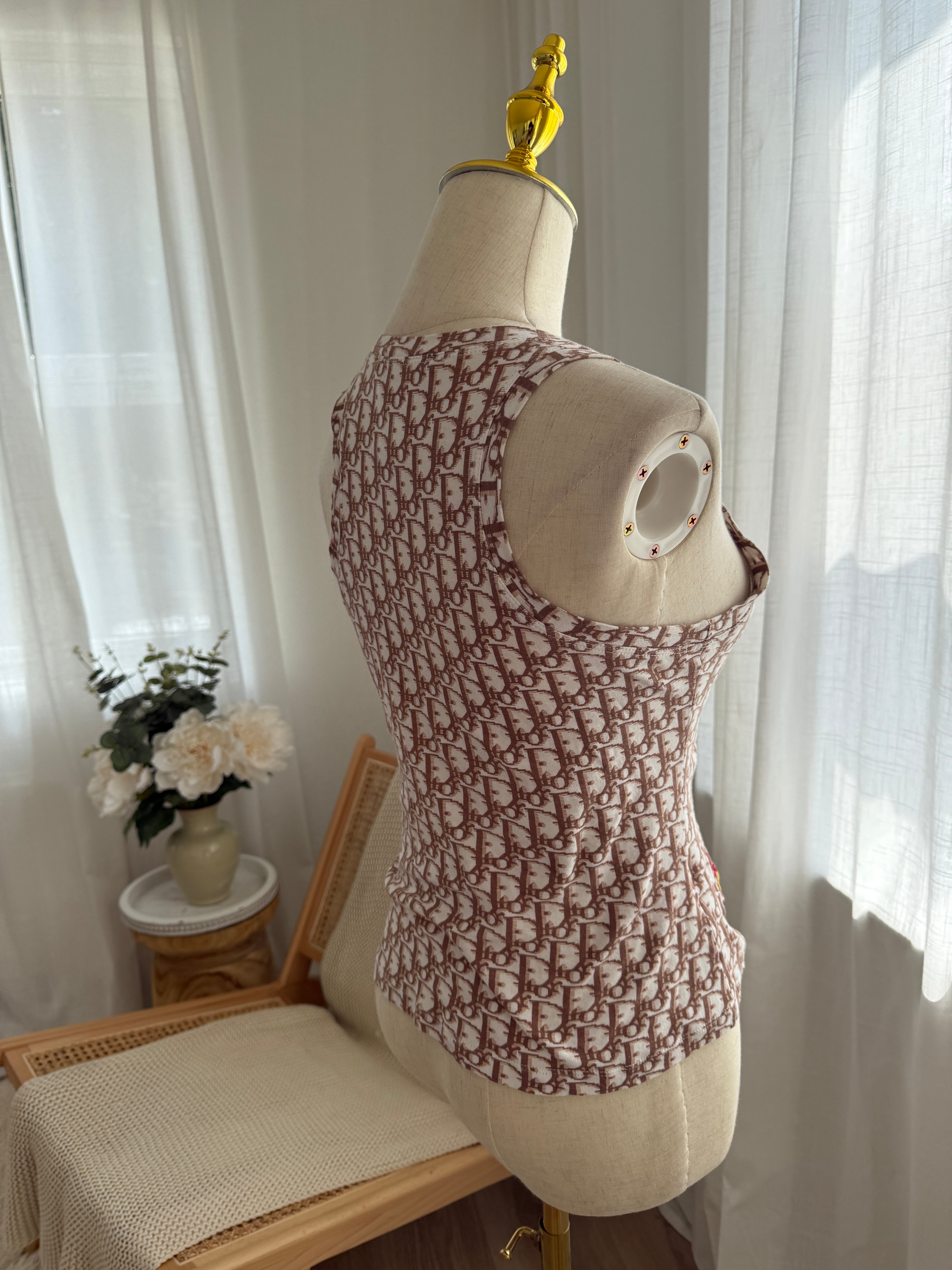 Christian Dior Vintage Oblique Logo Tank Top with Floral Embroidery – FR 38 / UK 10 / Medium