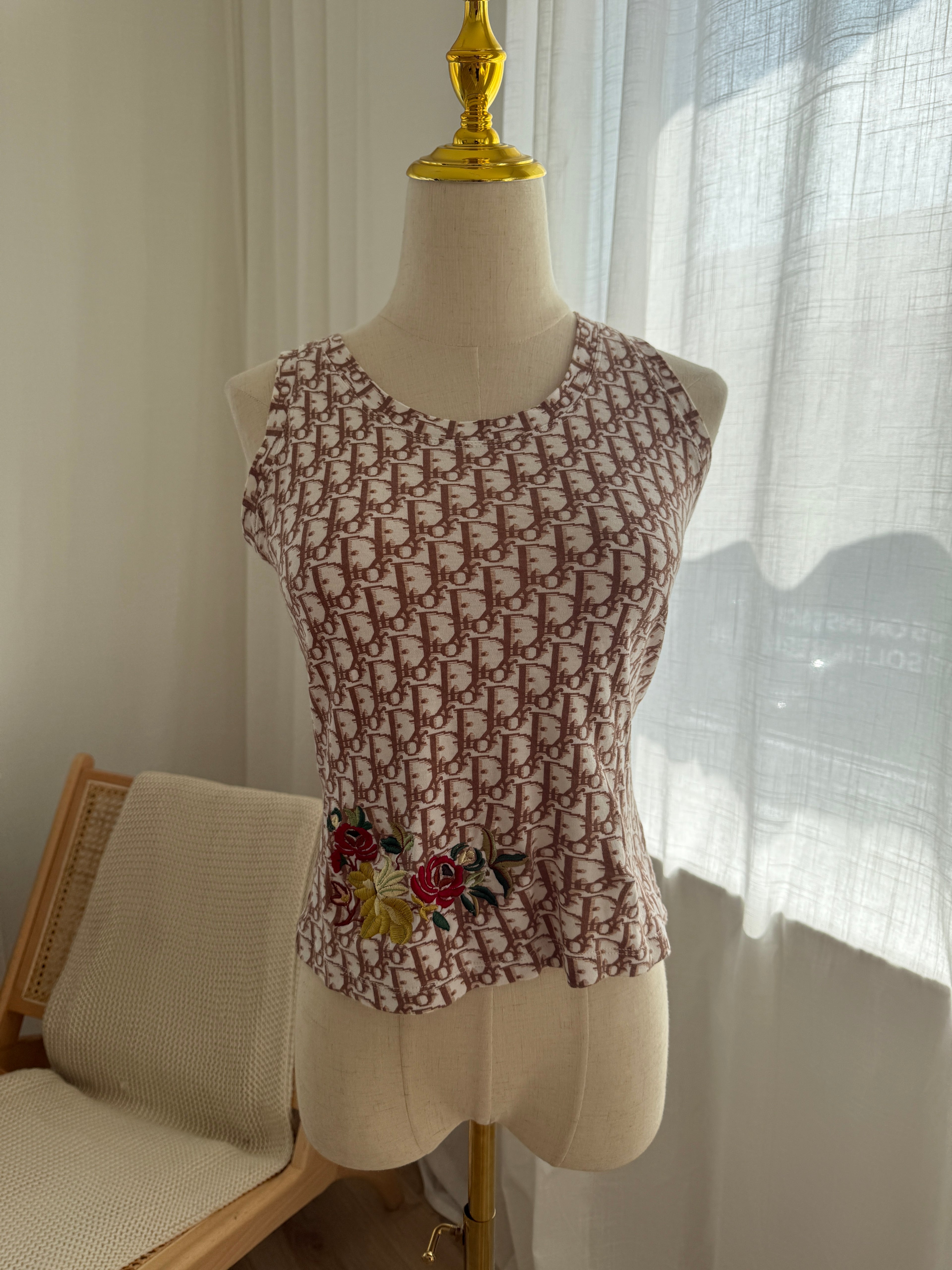 Christian Dior Vintage Oblique Logo Tank Top with Floral Embroidery – FR 38 / UK 10 / Medium
