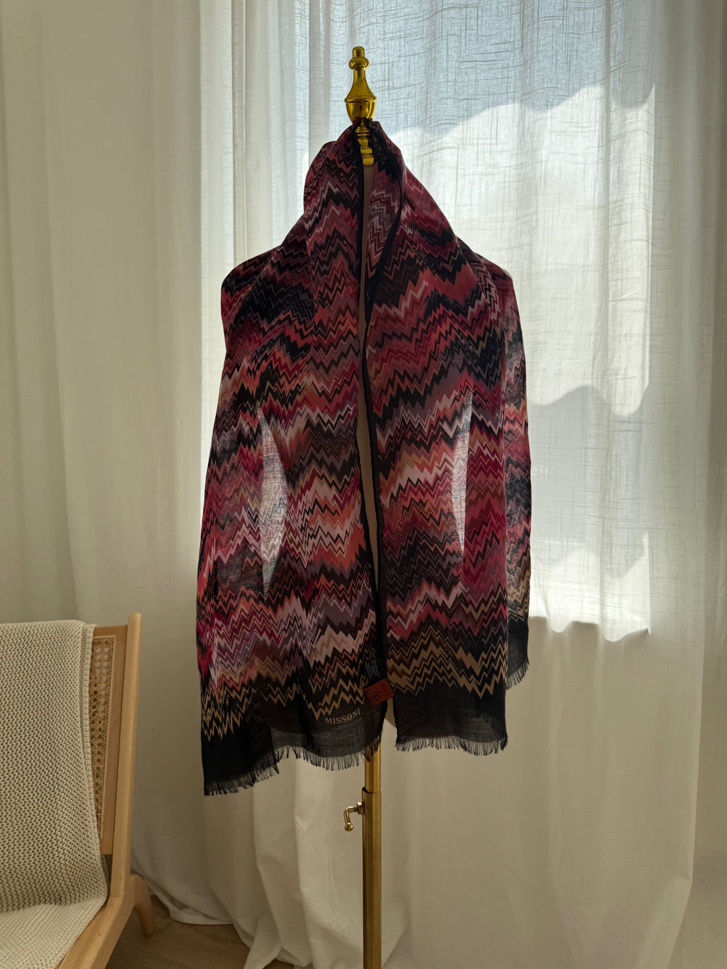Missoni Silk Wool Scarf – Iconic Zigzag Pattern in Pink with Fringe Edges