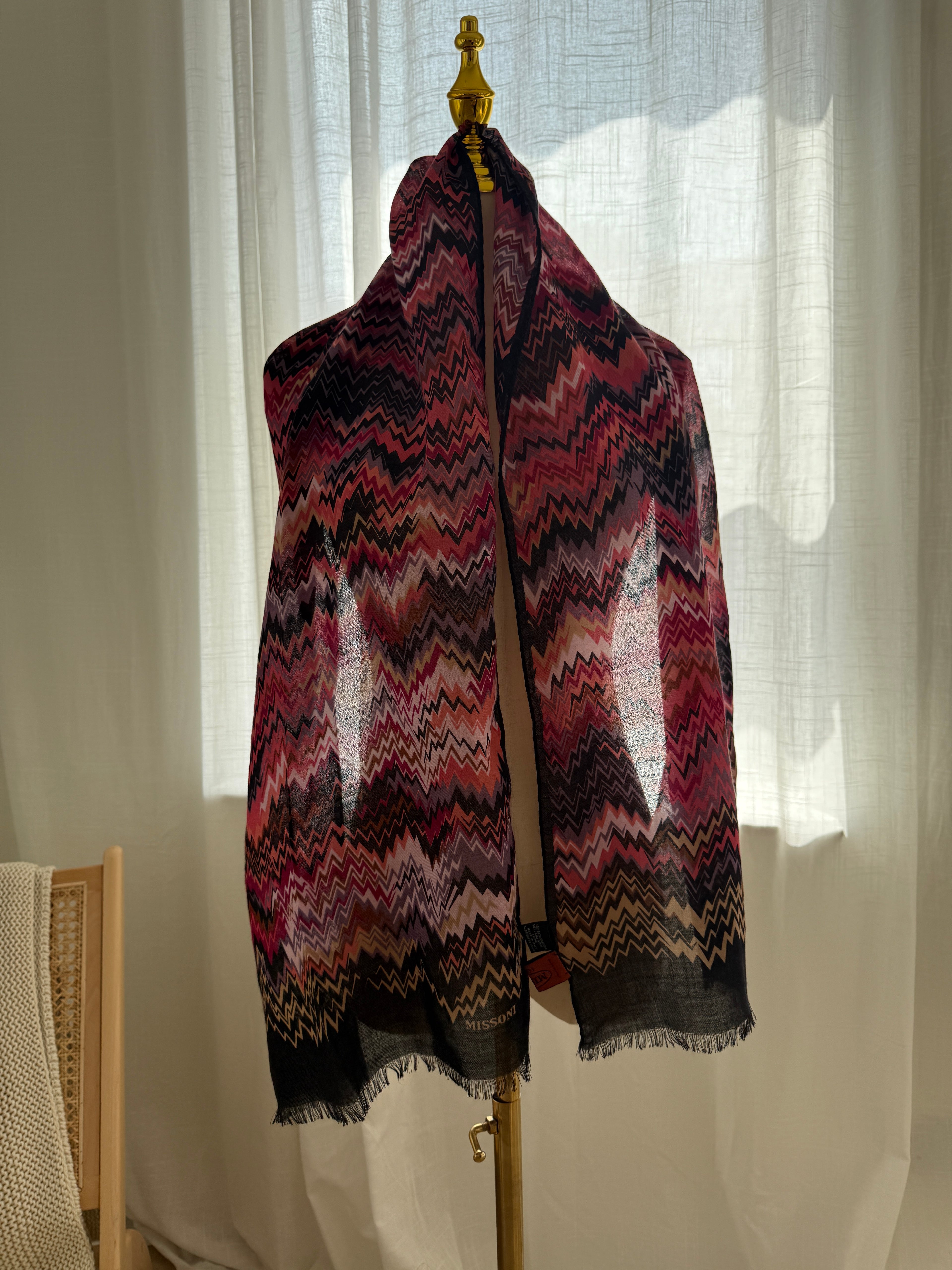 Missoni Silk Wool Scarf – Iconic Zigzag Pattern in Pink with Fringe Edges