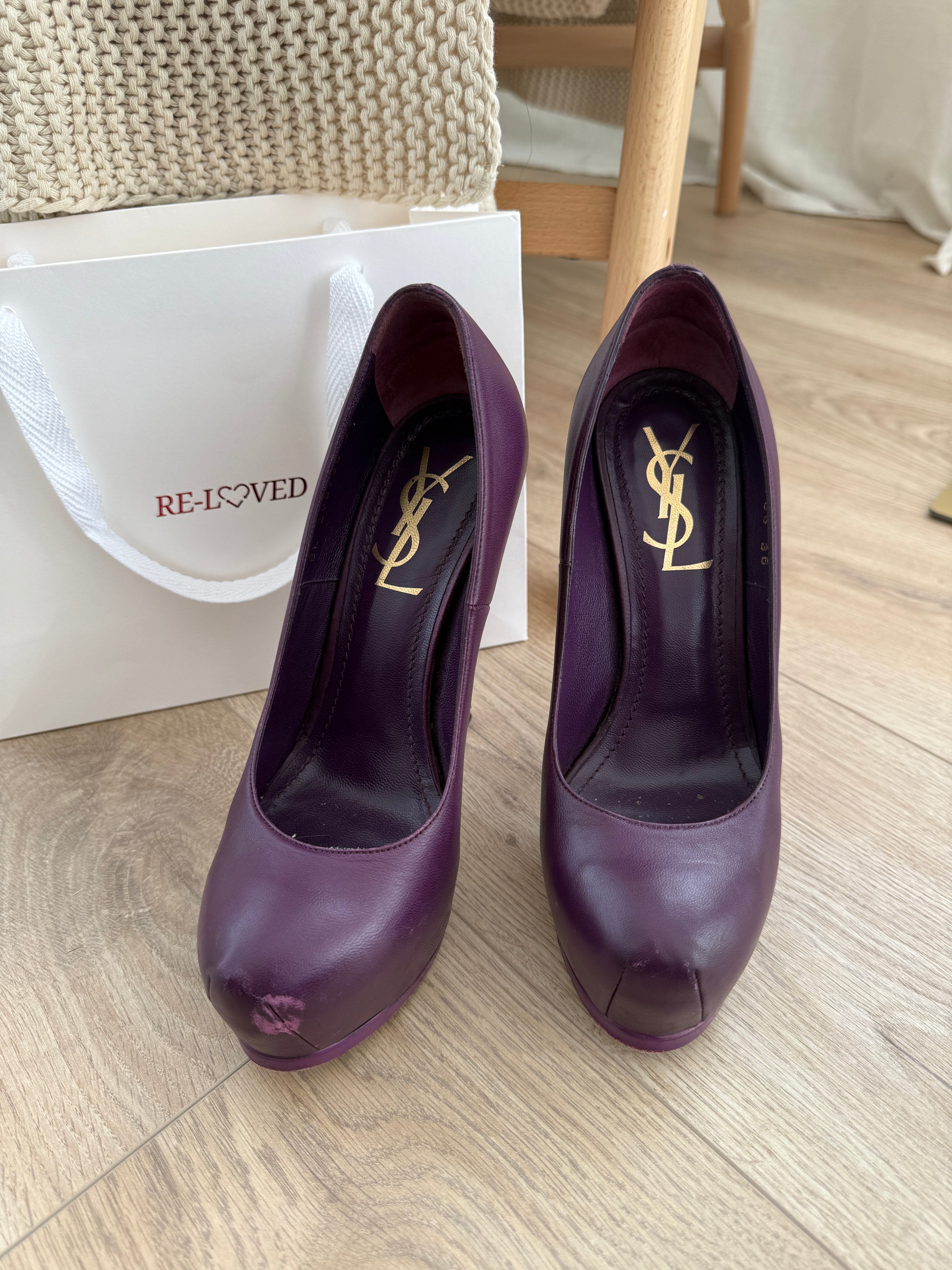 Yves Saint Laurent Rive Gauche Plum Leather Platform Pumps – UK 4