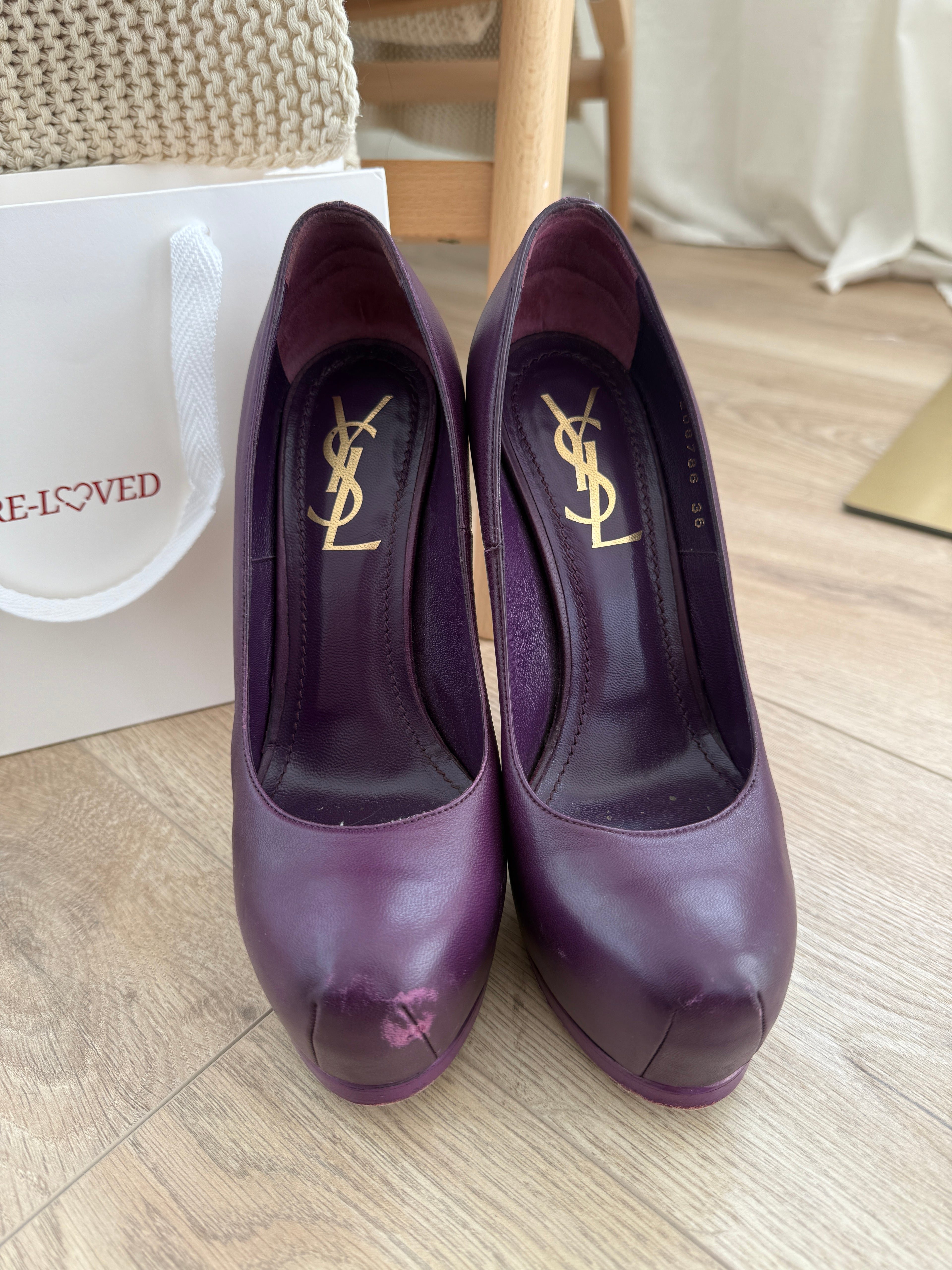 Yves Saint Laurent Rive Gauche Plum Leather Platform Pumps – UK 4