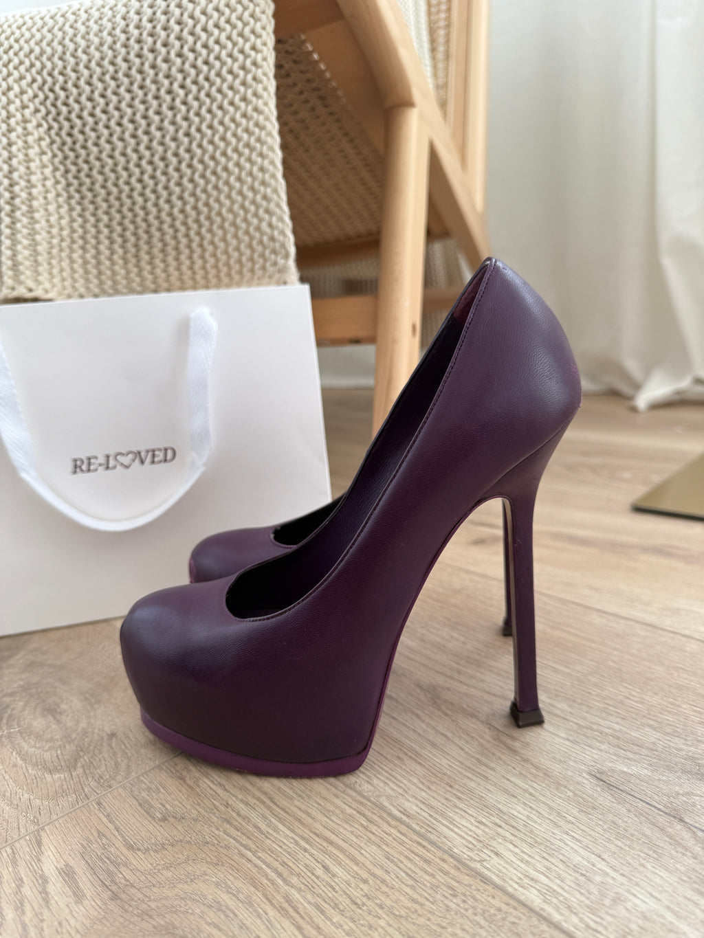 Yves Saint Laurent Rive Gauche Plum Leather Platform Pumps – UK 4