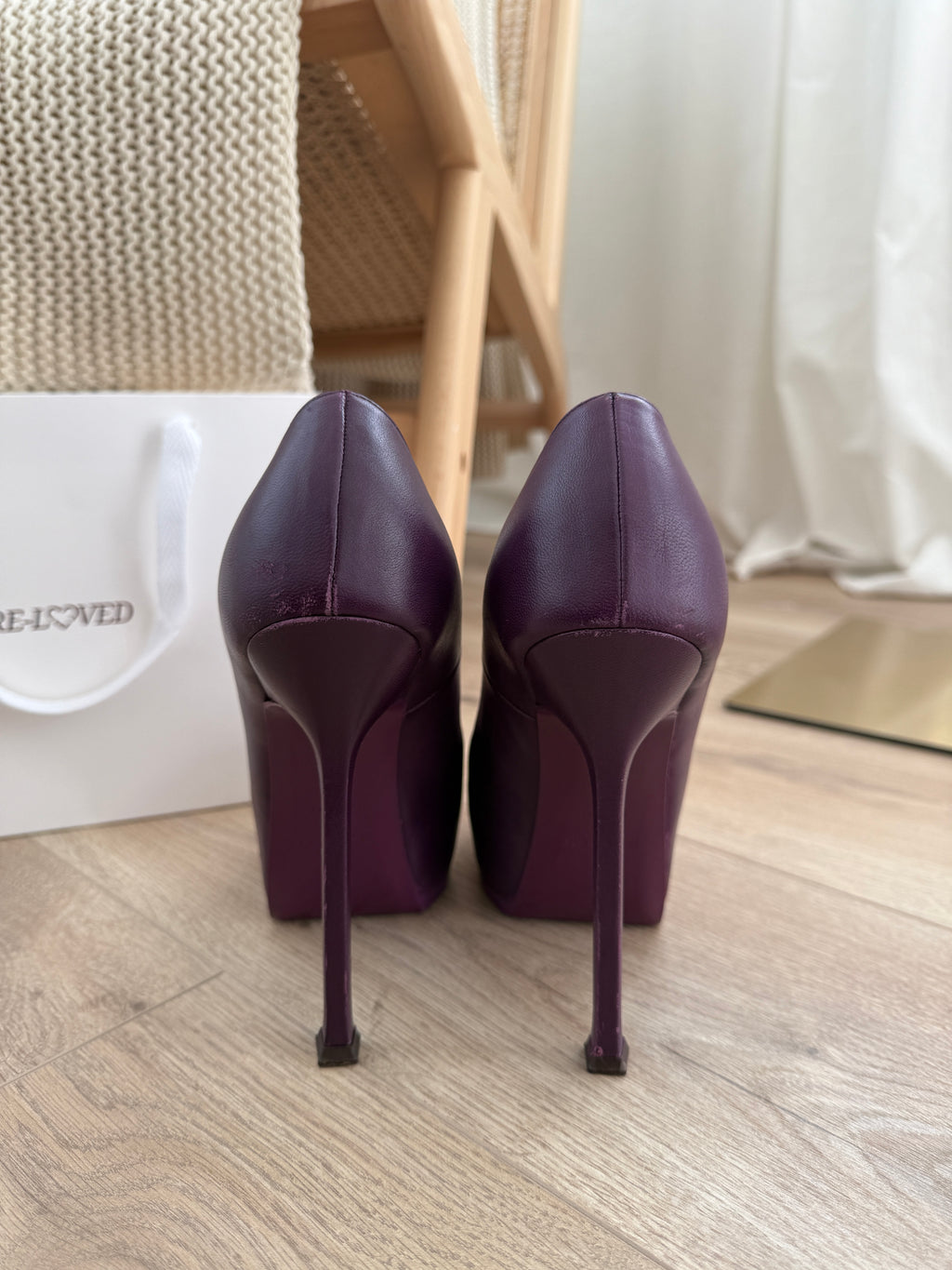 Yves Saint Laurent Rive Gauche Plum Leather Platform Pumps – UK 4