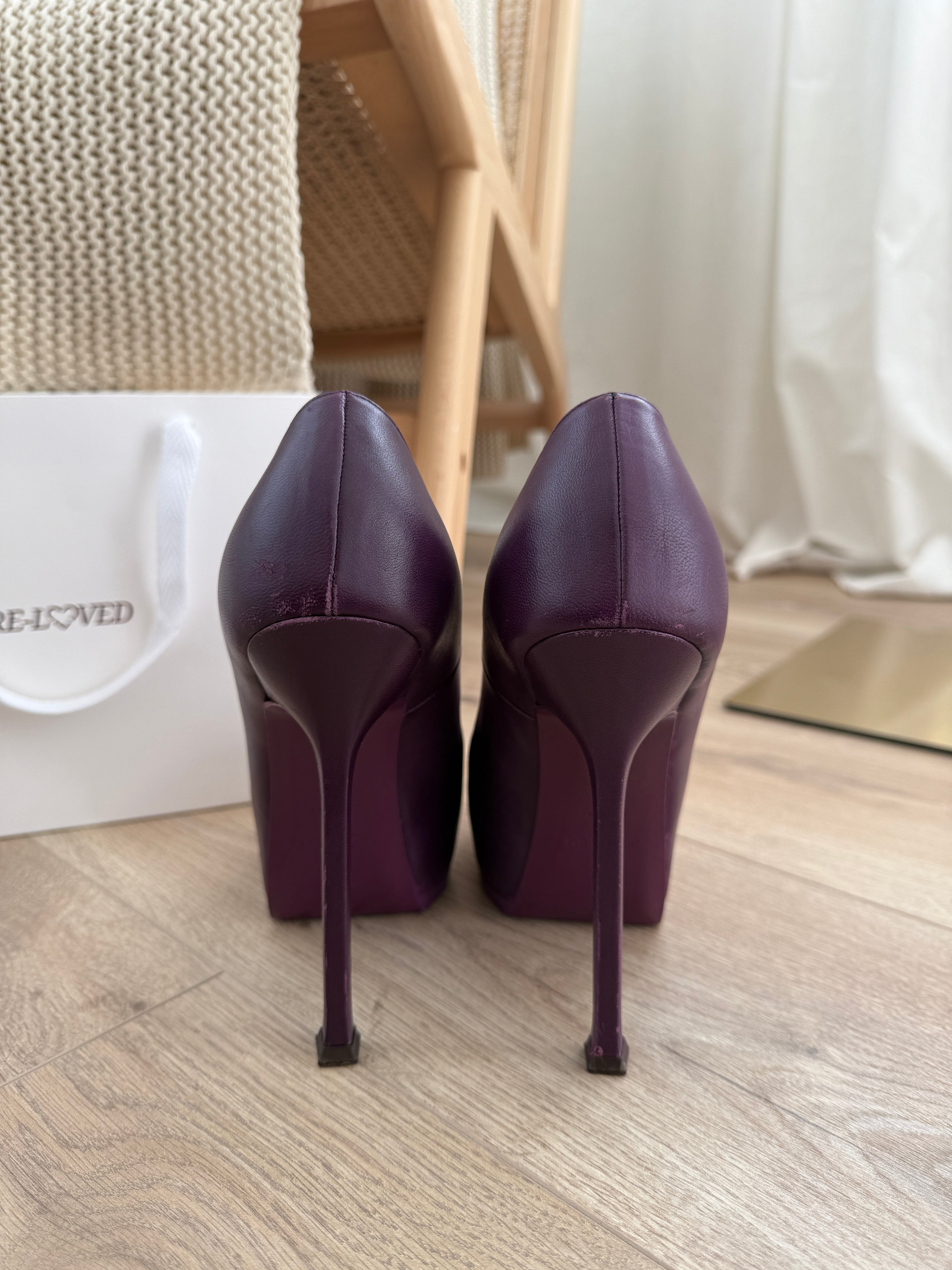 Yves Saint Laurent Rive Gauche Plum Leather Platform Pumps – UK 4